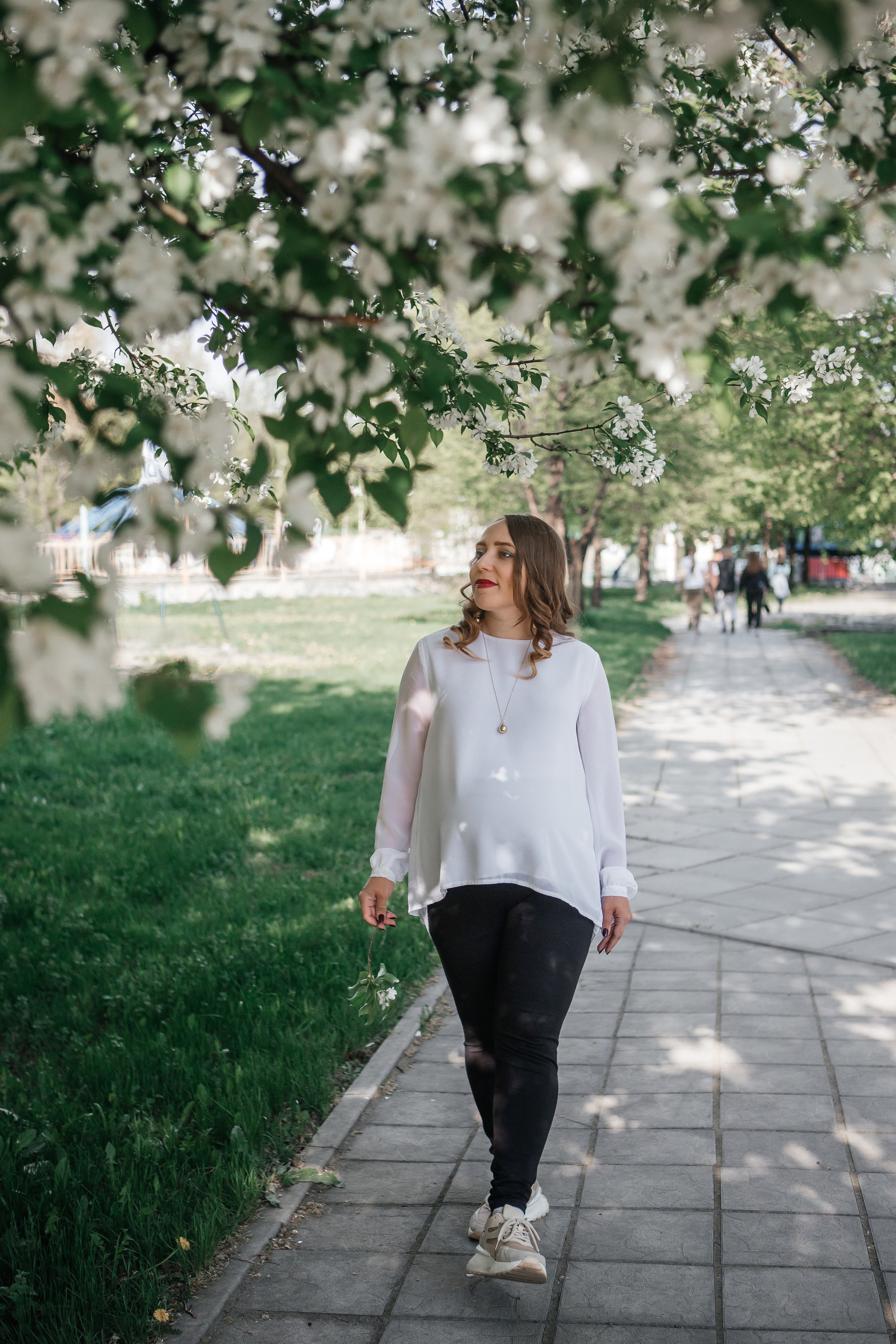 Фотосессия в цвету. Дарья Белякова. Свадебный, детский и семейный фотограф в городе Бийск