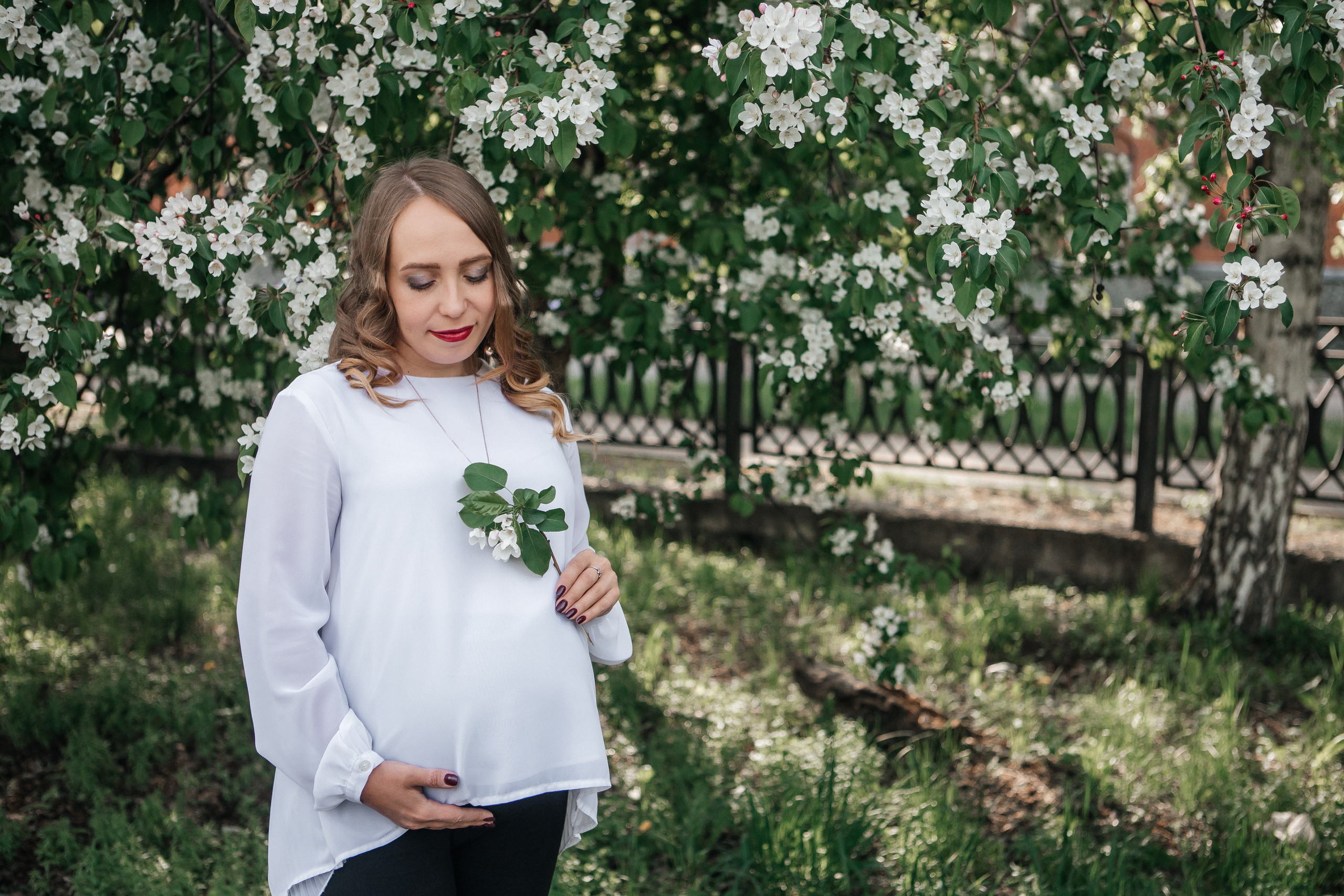 Фотосессия в цвету. Дарья Белякова. Свадебный, детский и семейный фотограф в городе Бийск