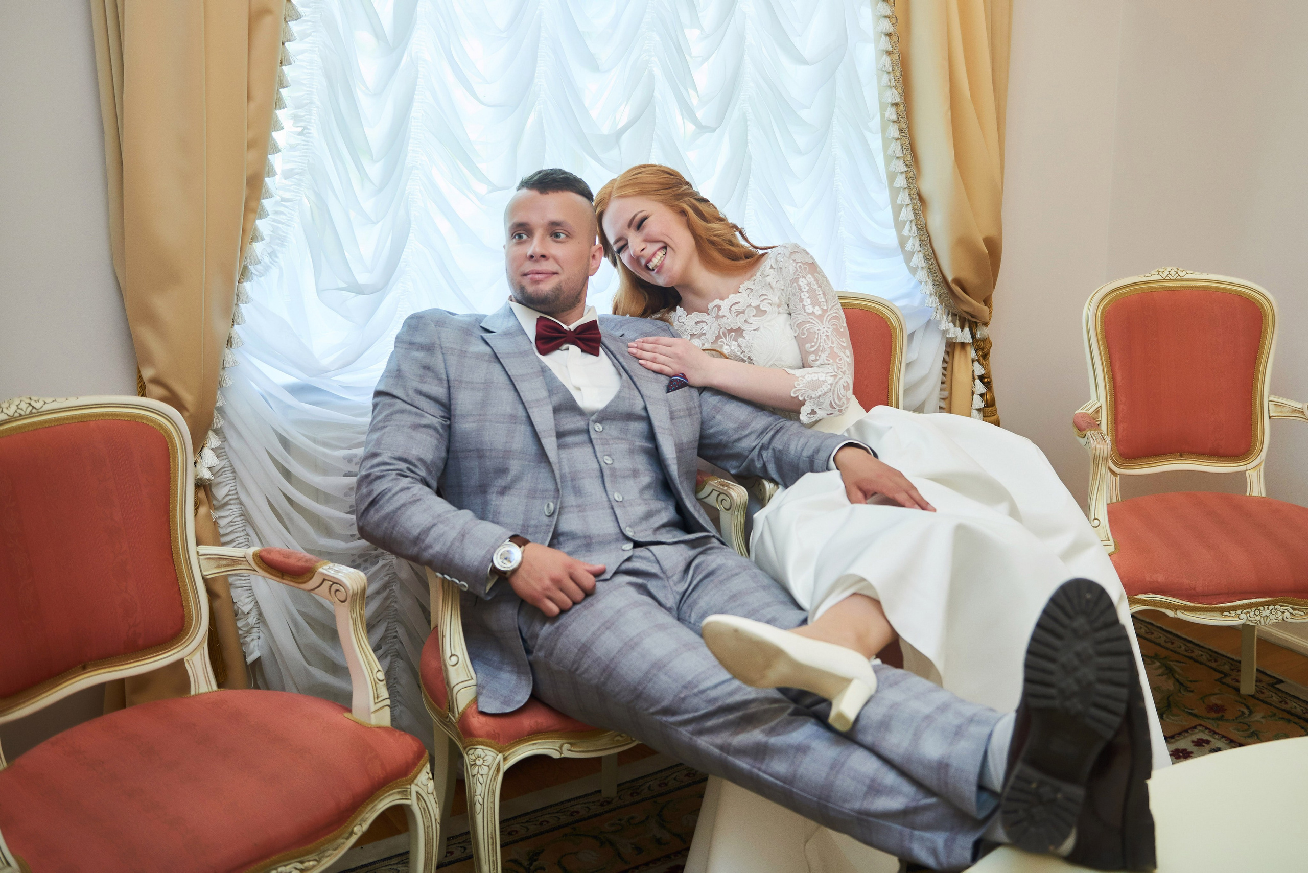 Красивейшая свадебная прогулка для проведения фотосессии своей свадьбы по Екатерининскому парку в Пушкине Наталии и Александра. Портретный, семейный и свадебный фотограф в Санкт-Петербурге и в Пушкине Ширяев Денис