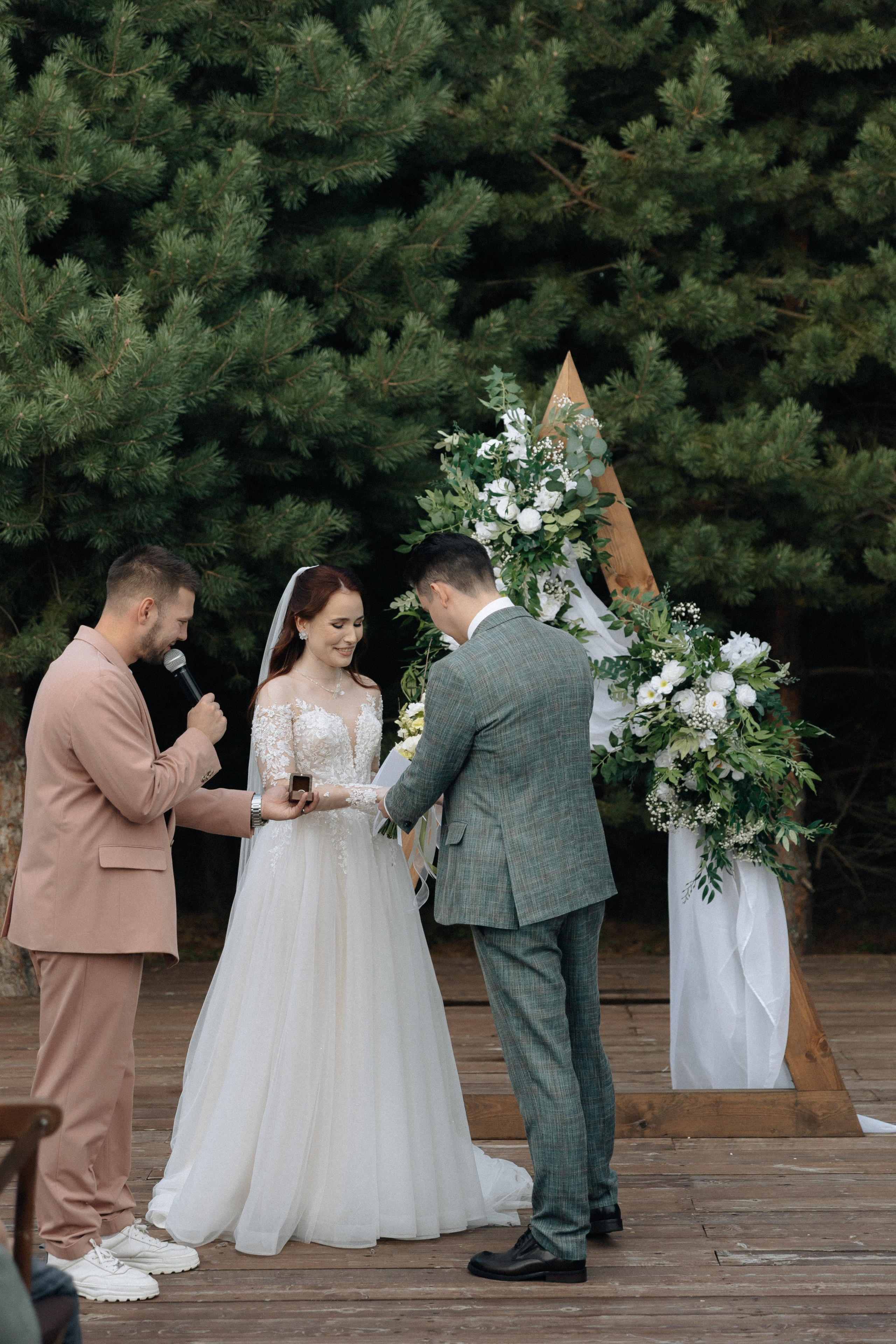Свадьба в глэмпинге «Хвоя». Свадебный фотограф в Нижнем Новгороде Генеральская Ира