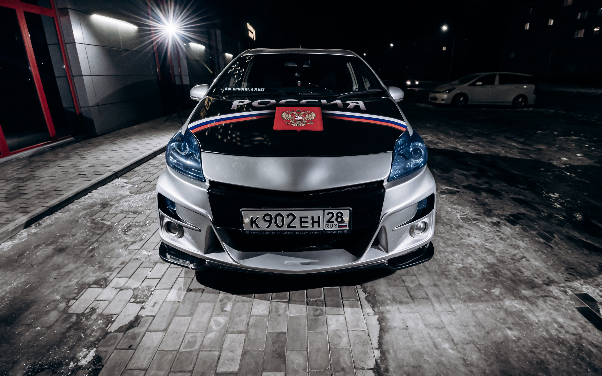 Toyota Prius. Фотограф Андрей Сенченко