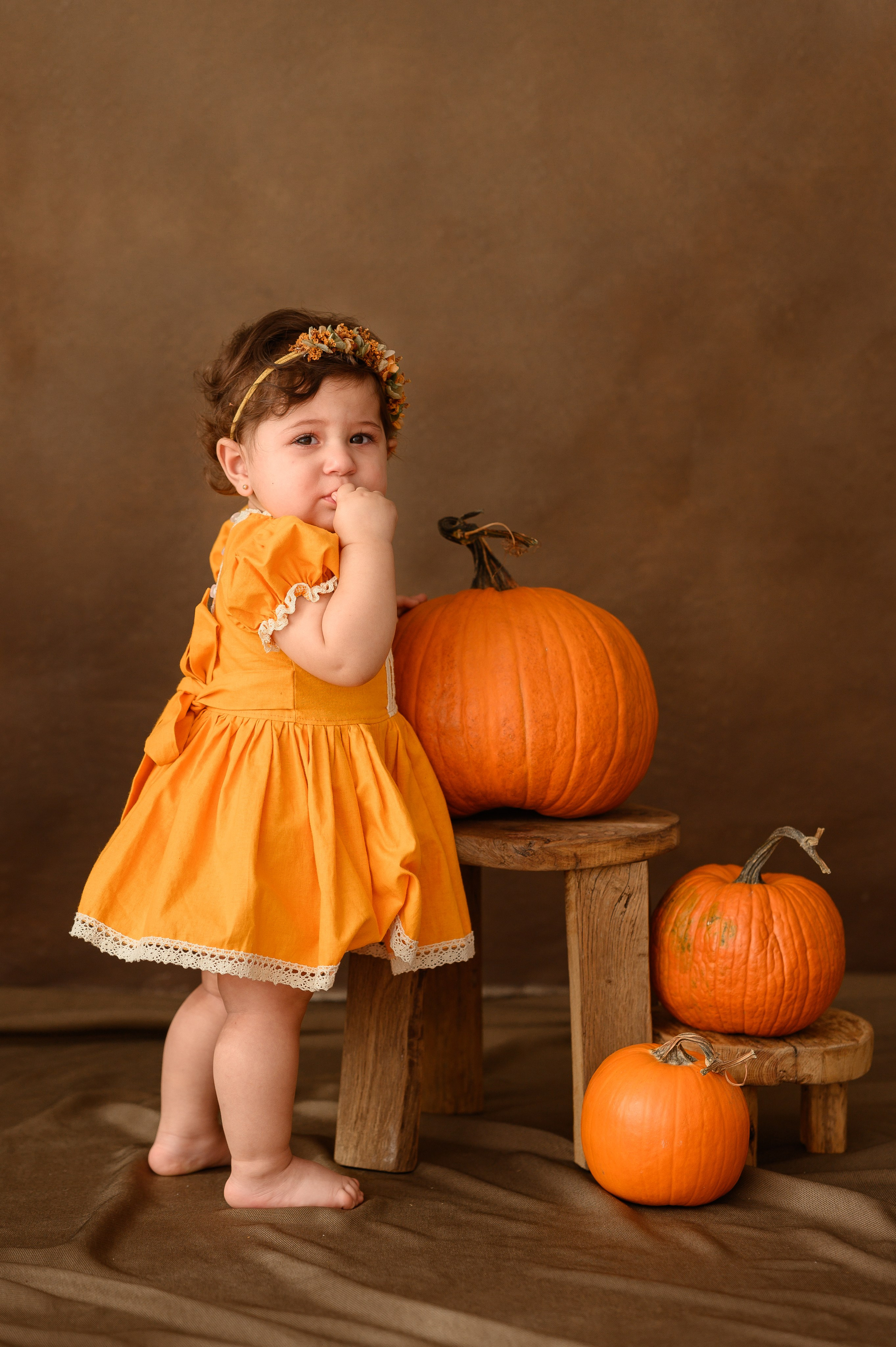 Еве годик. Тыквочки. Детский и семейный фотограф Ирина Гладких