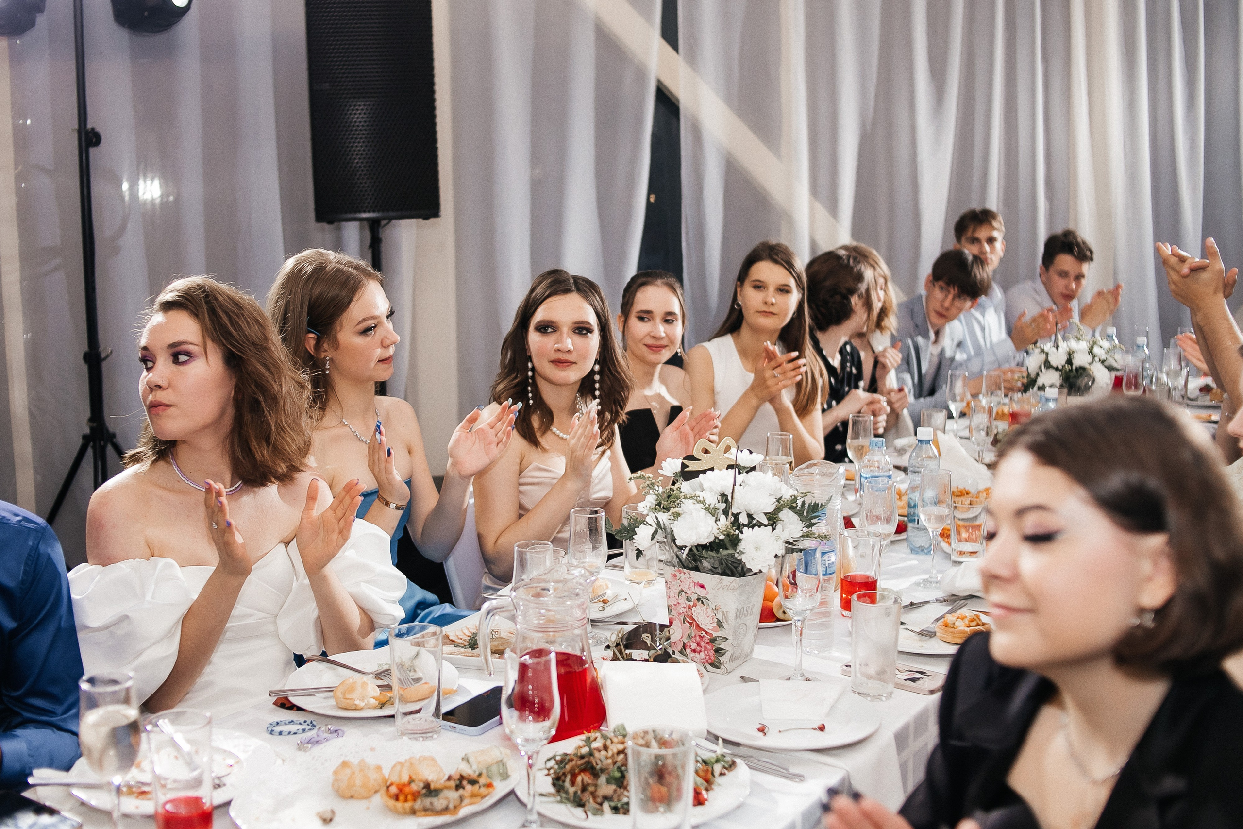 Выпускной. Креативный и женский Фотограф Омске Наталья Лебедева