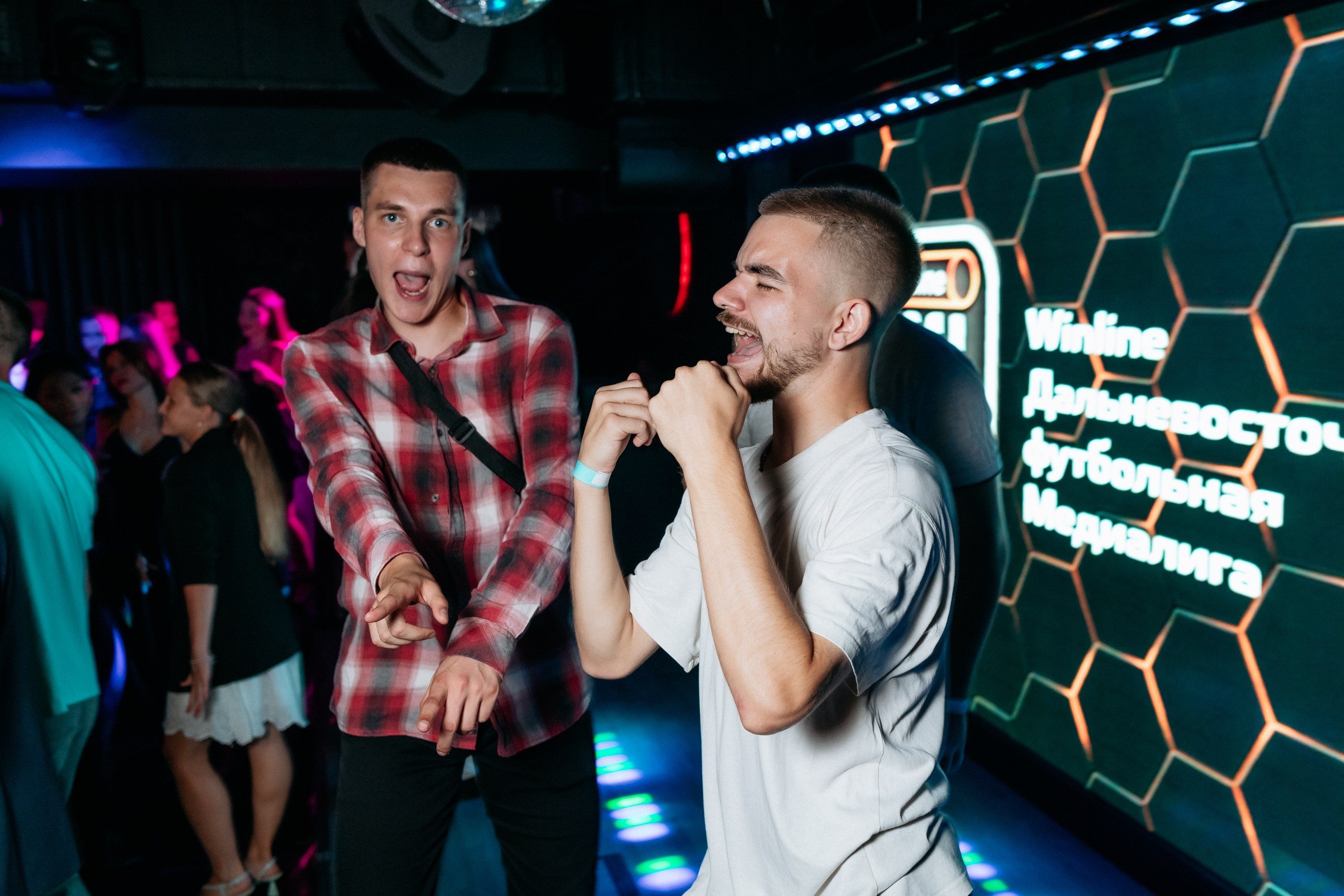 МЕДИА ЛИГА — AFTER PARTY. СВОИ. ФОТООТЧЕТЫ-СОБЫТИЯ-МЕСТА