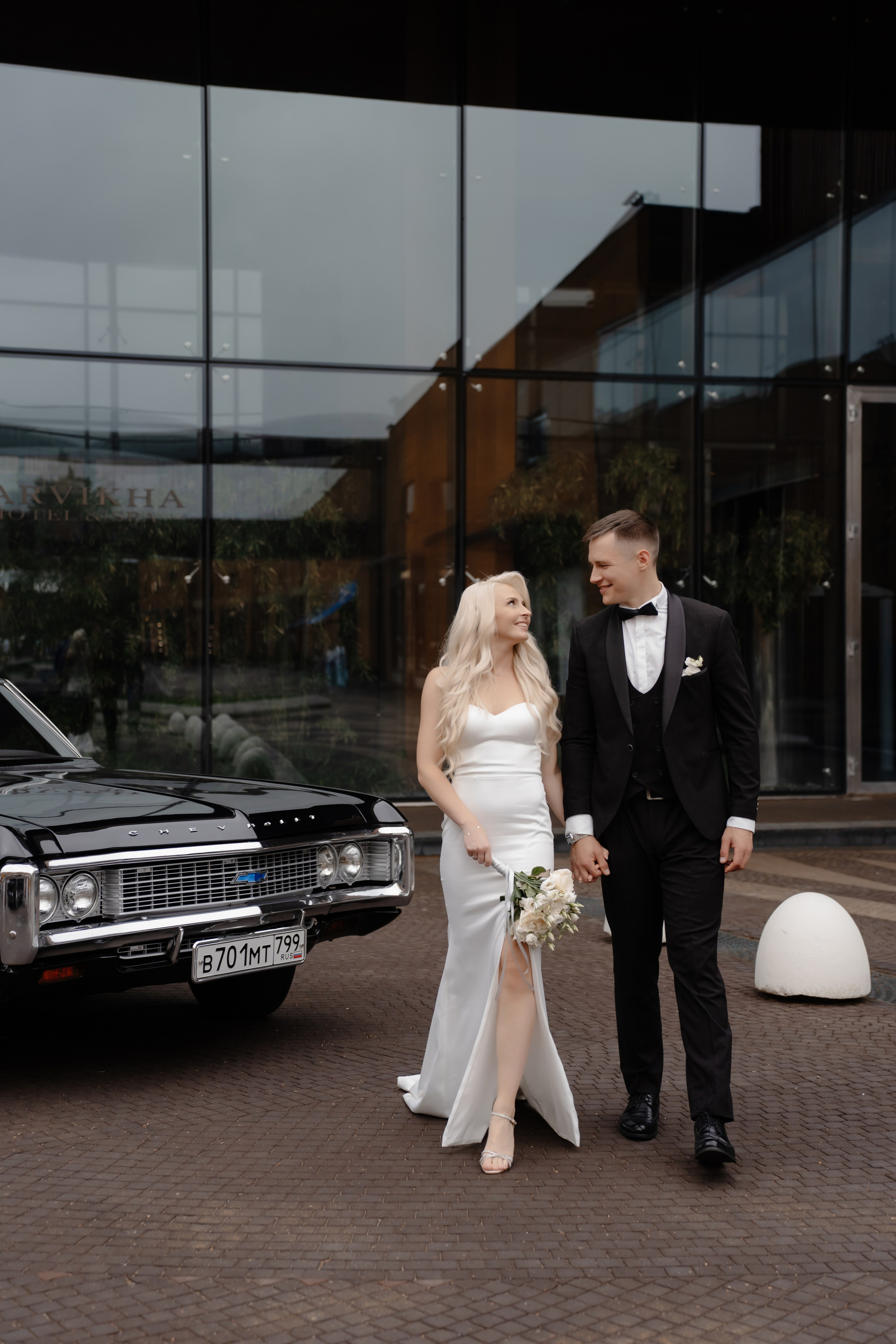 Свадебная фотосессия в Barvikha Luxury Village. Свадебный и семейный фотограф в Москве Светлана Зоткина