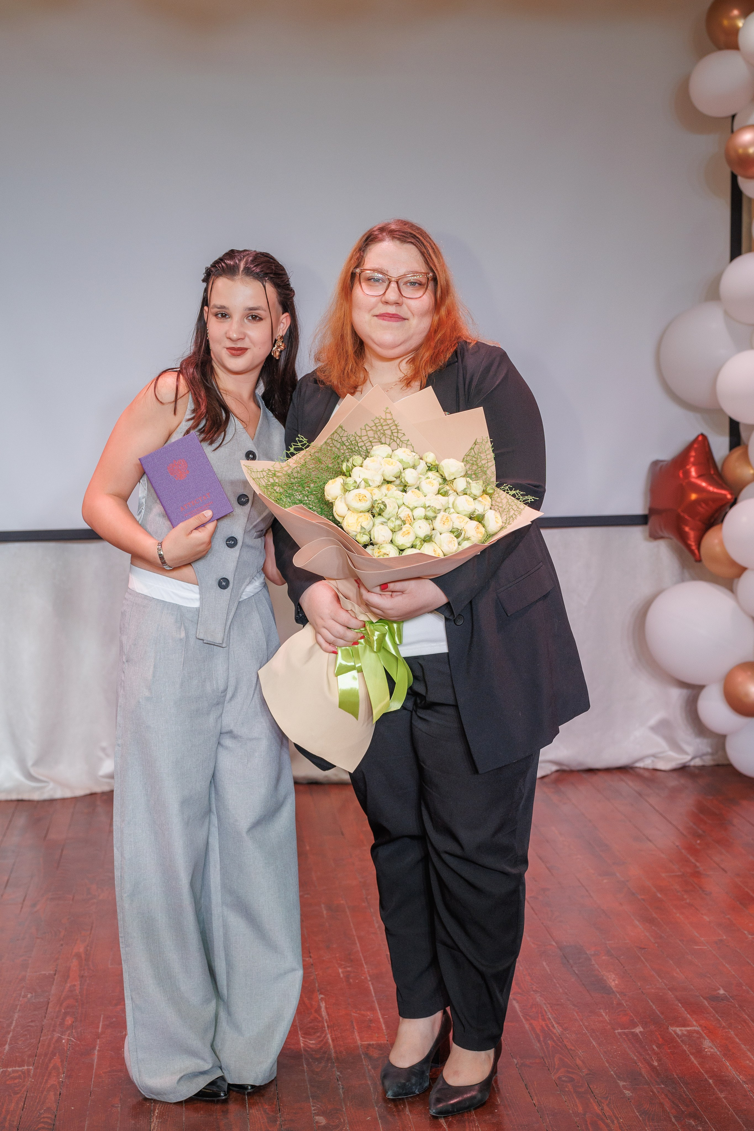 Вручение аттестатов. Свадебный и семейный фотограф в Новосибирске Ирина Дорошкова