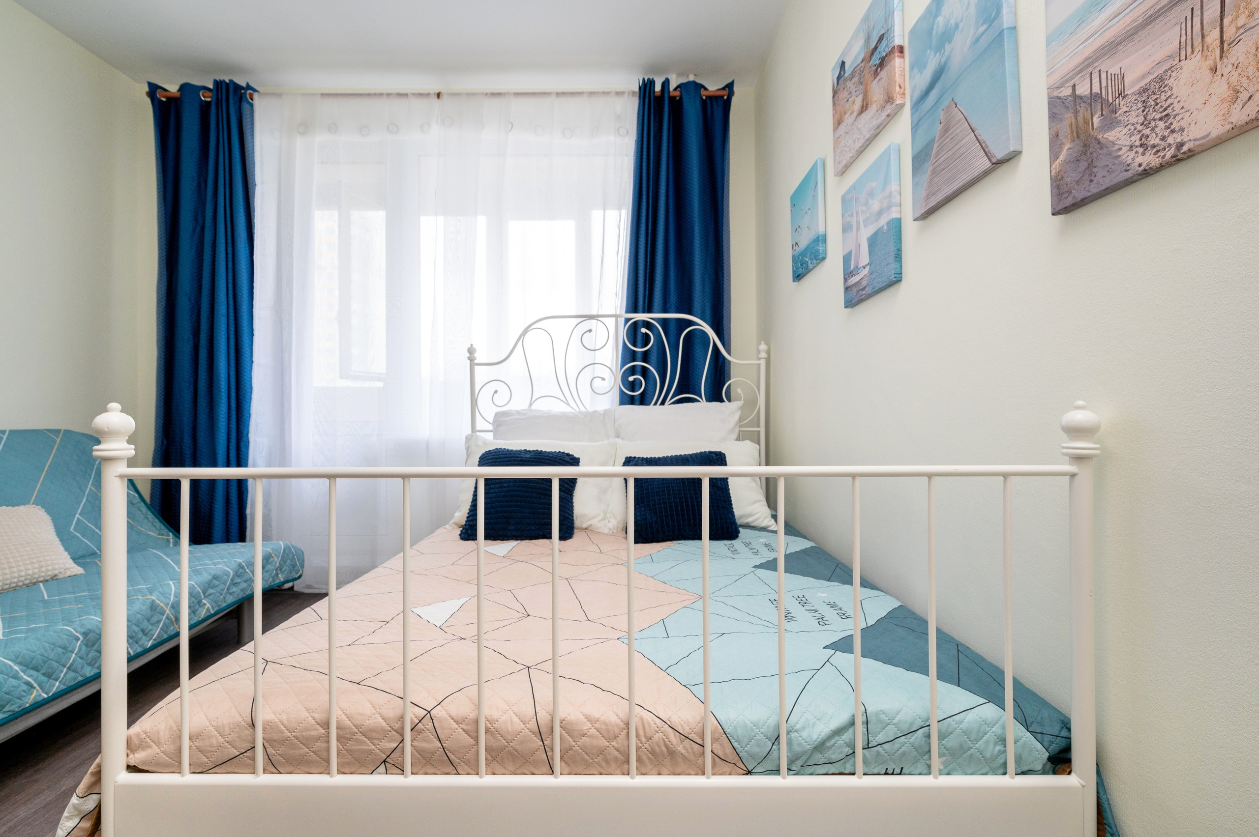 Студия на Дунайском. Интерьерный фотограф. Фото- видеосъемка недвижимости Санкт-Петербург