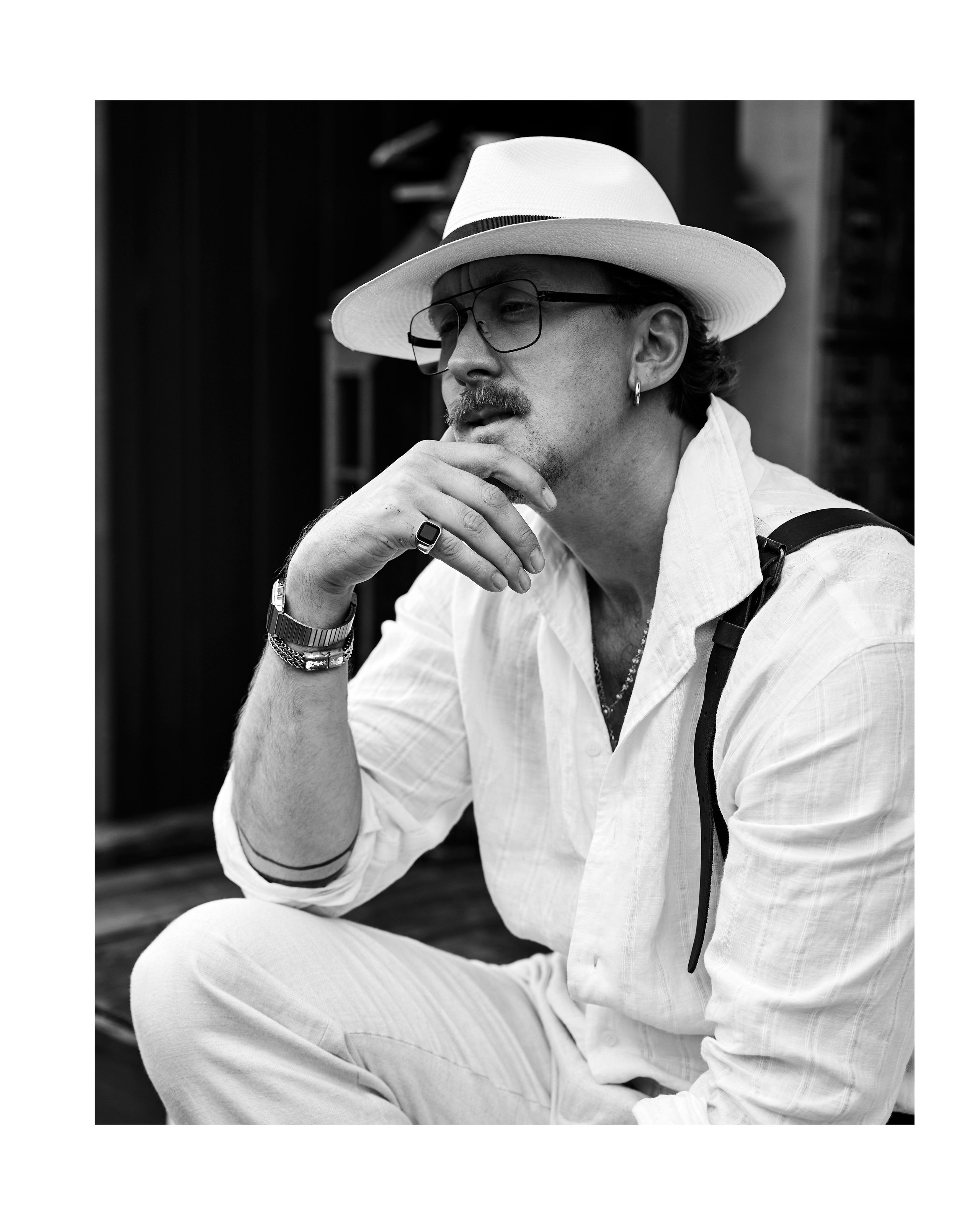 Проект ВНЕ КАДРА. Фотограф актерского портфолио Юлия Корытов