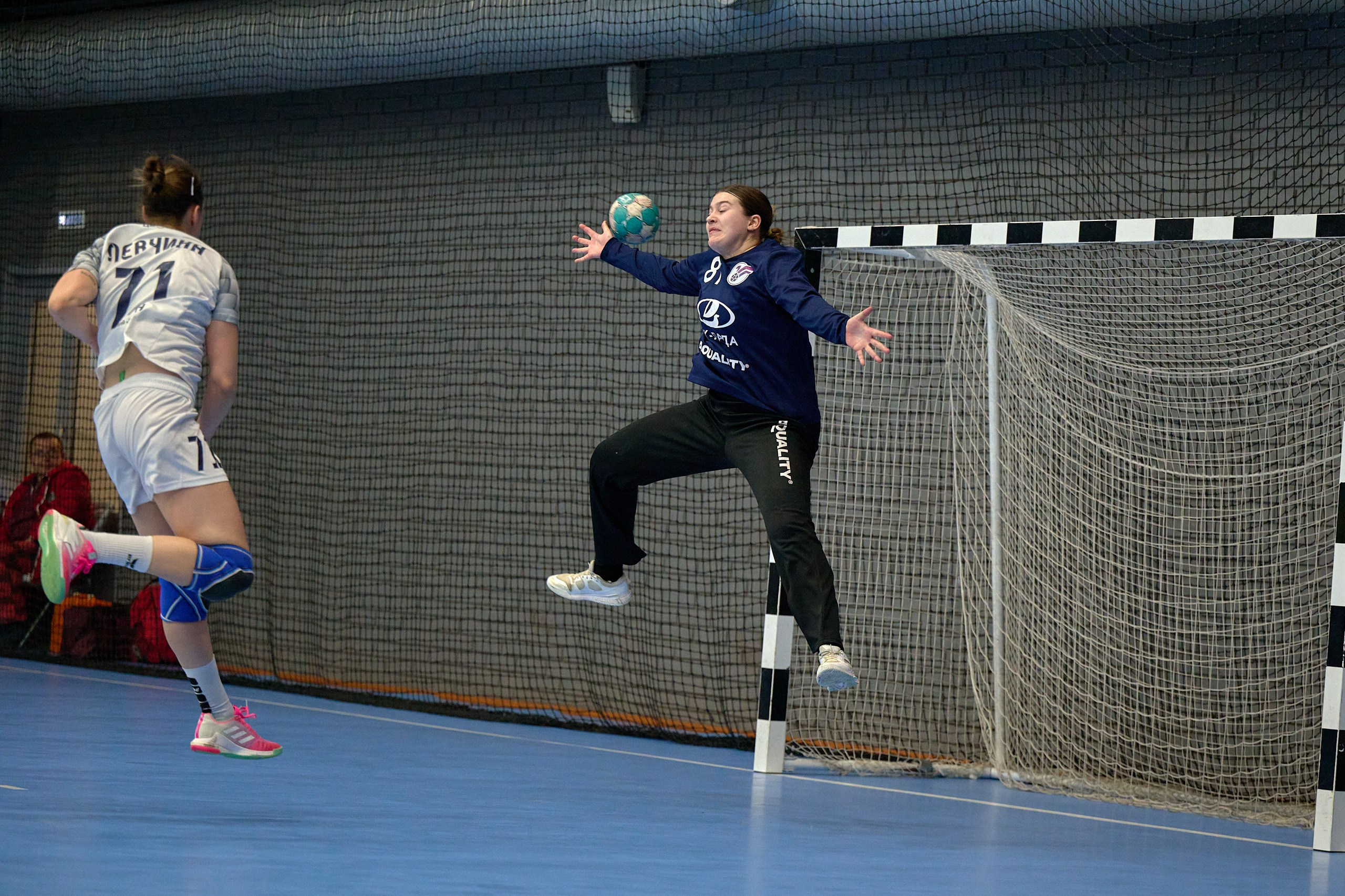 Гандбол. OLIMPBET Суперлига. «Университет» — «ЦСКА». Спортивный репортажный фотограф в Ижевске Сергей Мерзляков