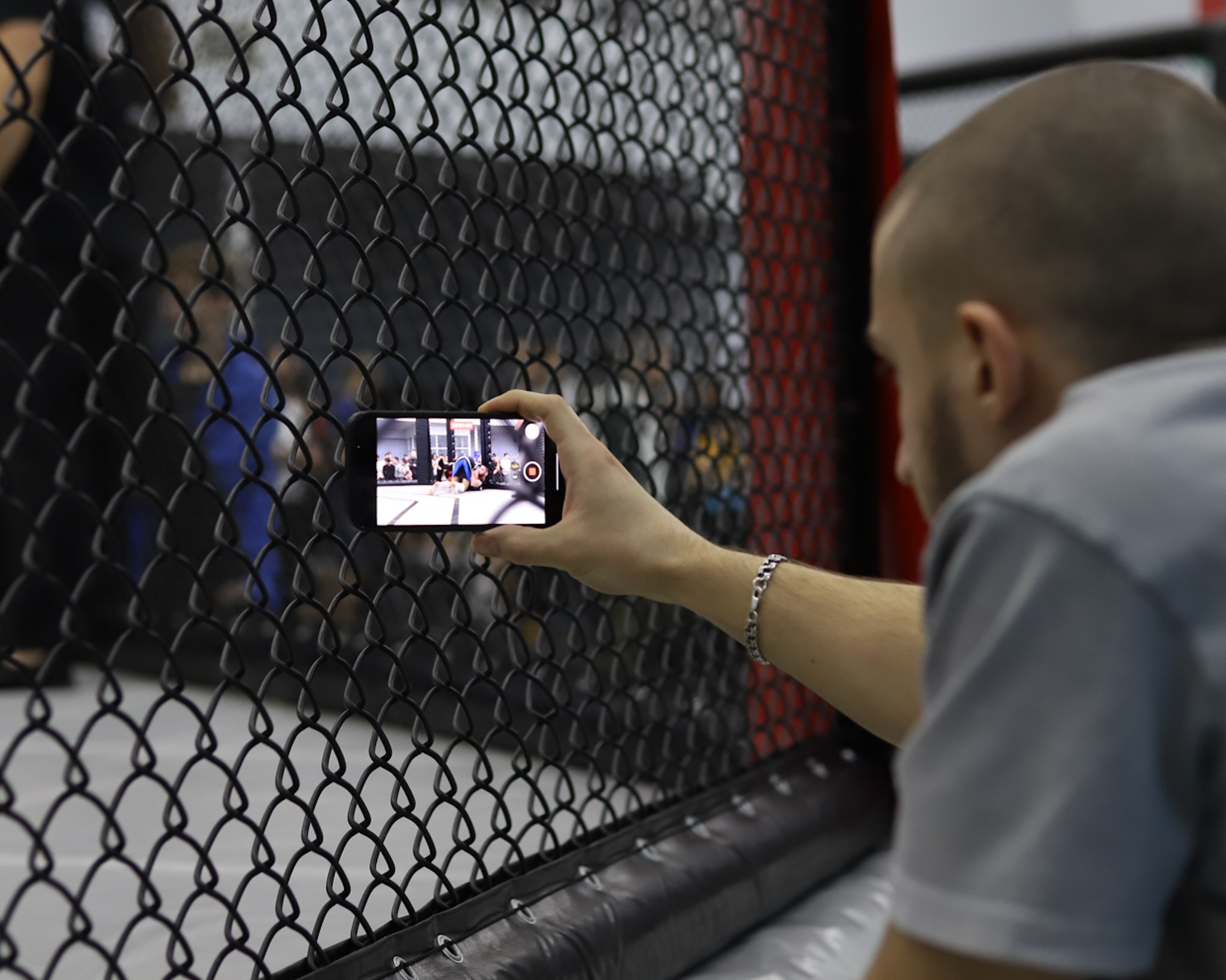 ЧЕМПИОНАТ И ПЕРВЕНСТВО ТЮМЕНСКОЙ ОБЛАСТИ ПО ММА. Больше не греет