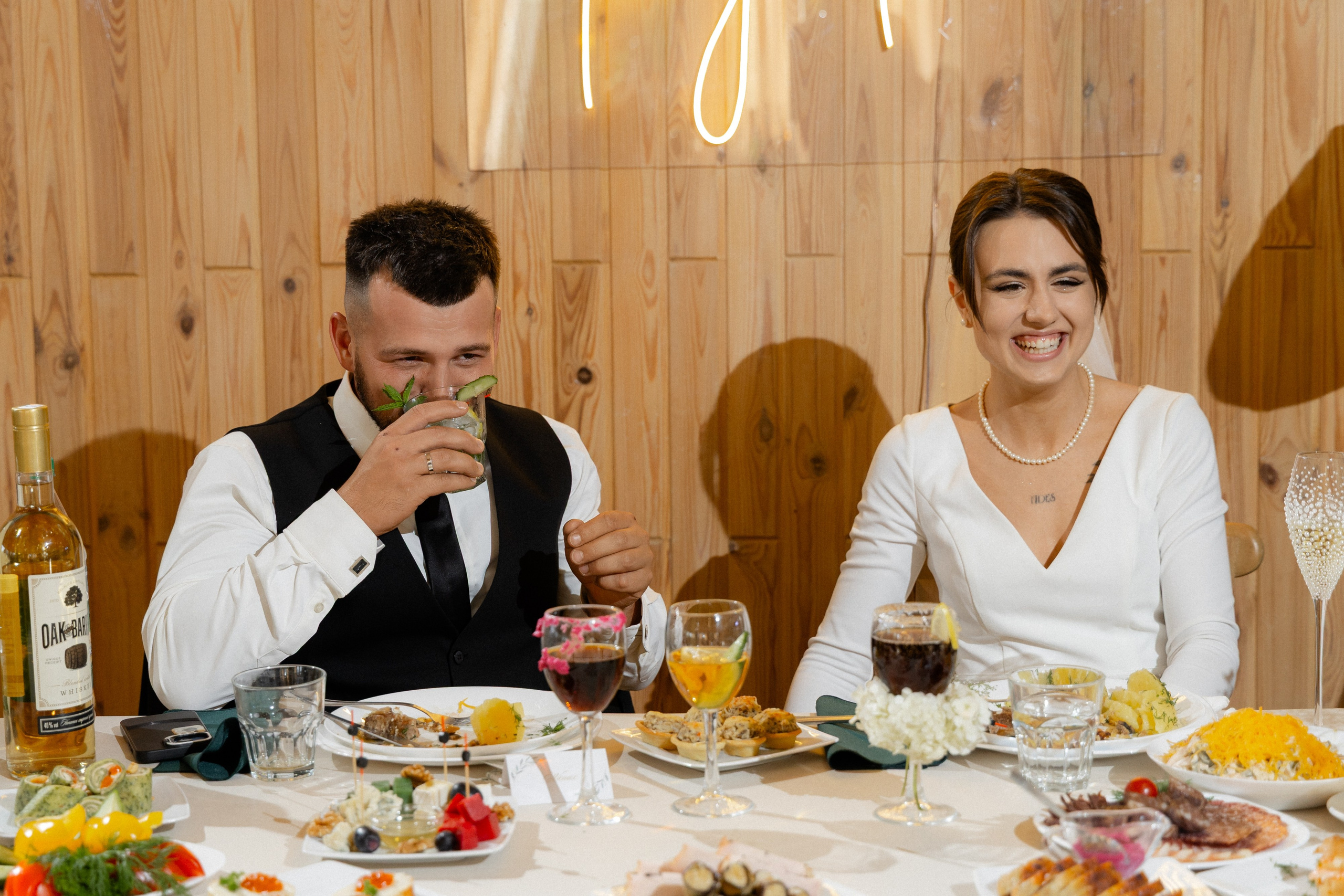 Свадебная фотосессия в агроусадьбе Лабодянка в Минске. Свадебный фотограф в Минске/Беларуси Сергей Спиридонов