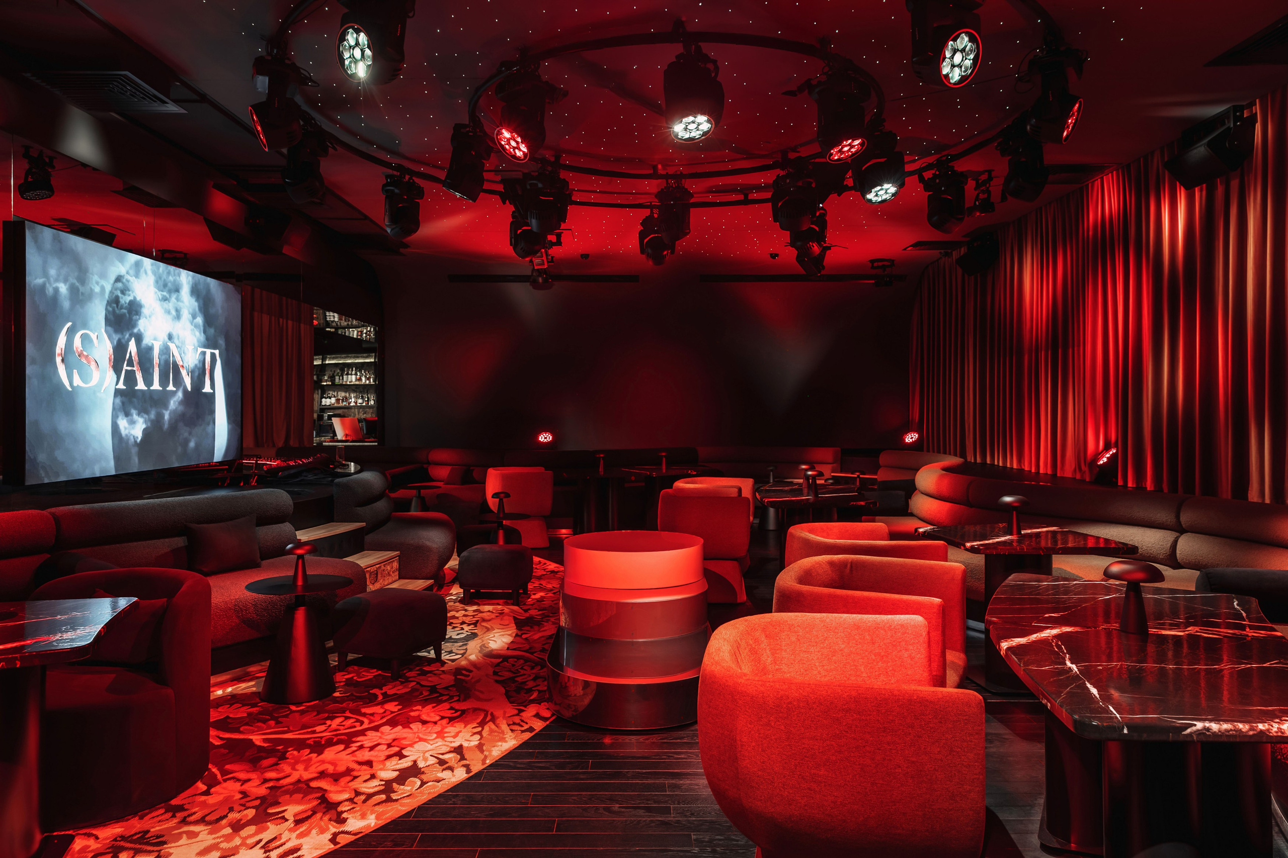 (S)AINT. Репортажный фотограф в Санкт-Петербурге Жолудев Владислав