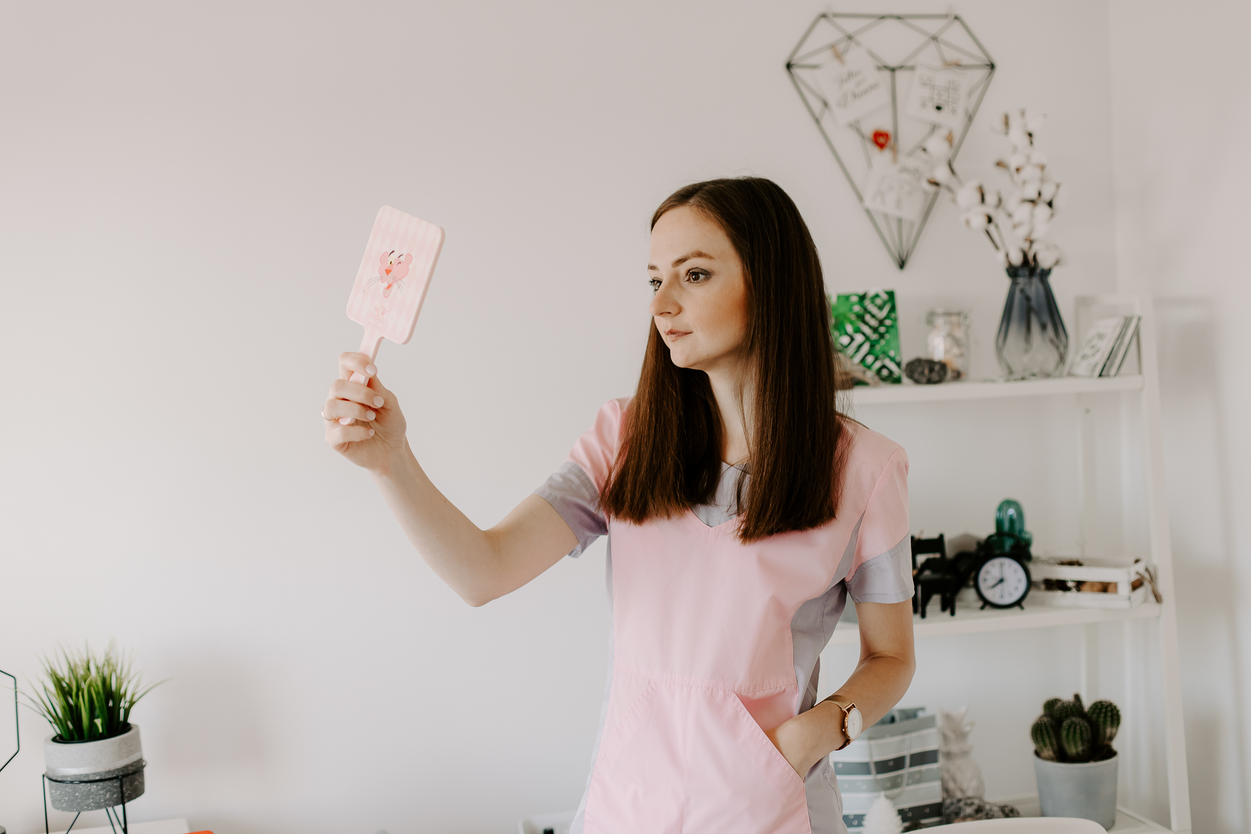 Катя — мастера маникюра. Фотограф Карпачан Анастасия