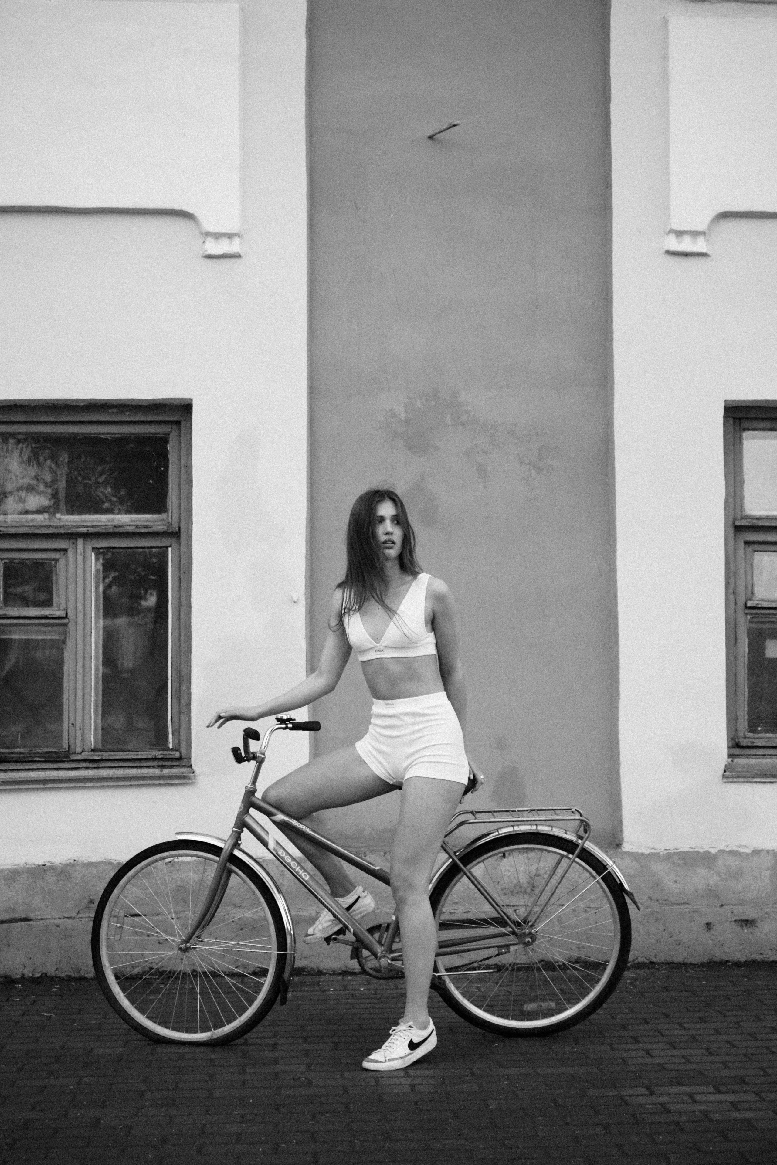 Women. Главная