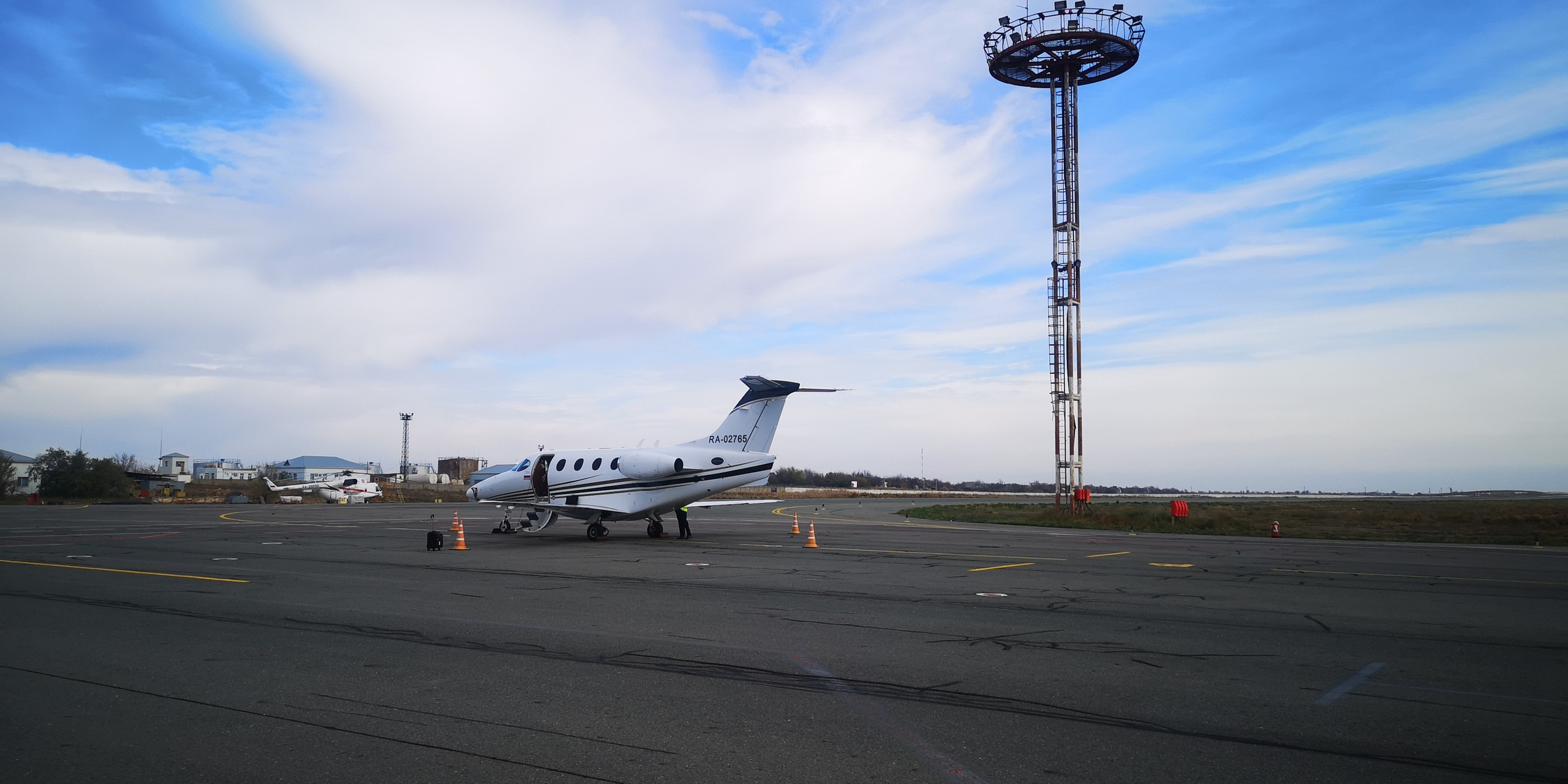 Каспийское море (наука на Ла-8) (2021 г.). Фотоальбом показывающий увлекательный мир авиации и мир медведей Андрея Иванова