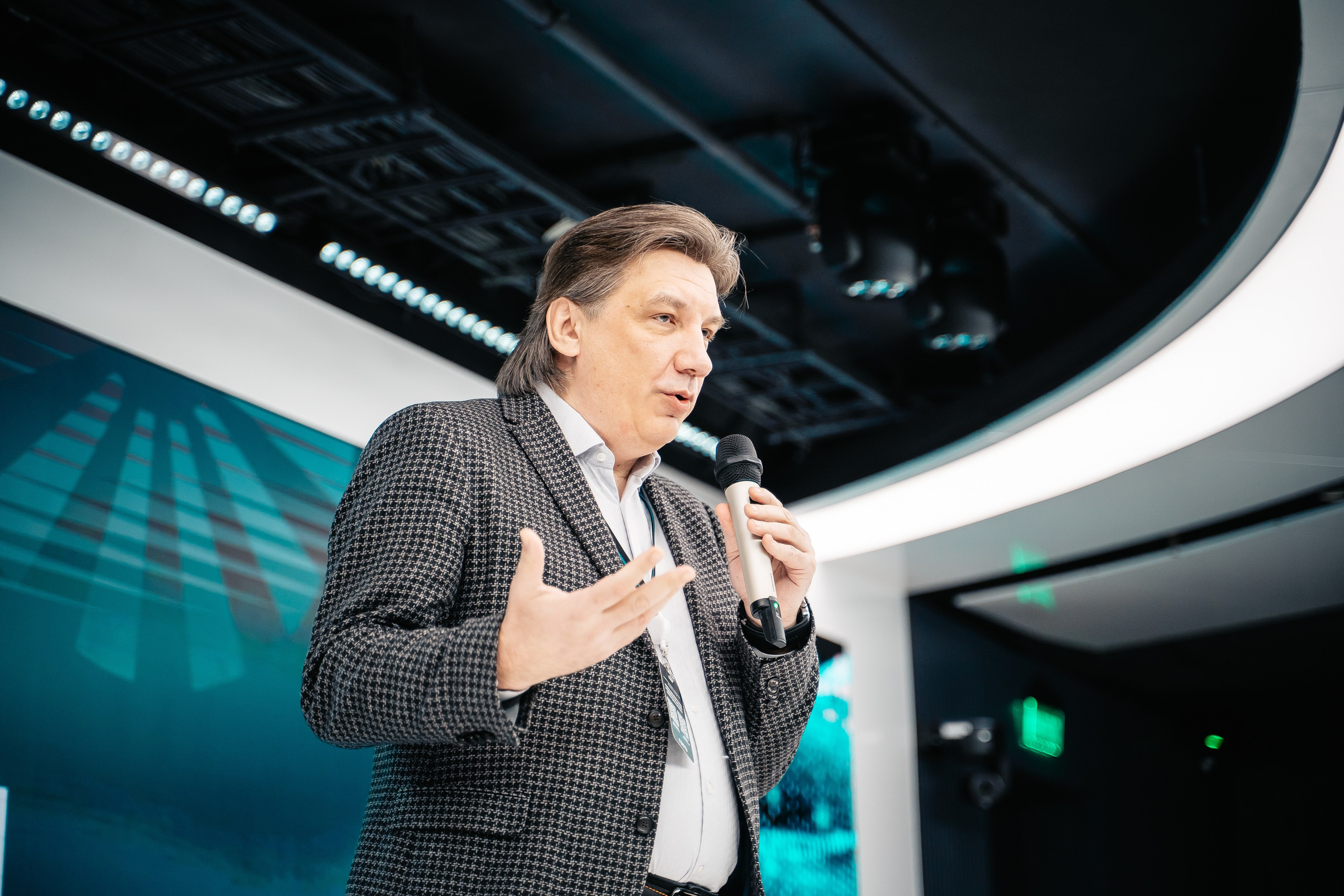 CONFERENCE. Lebeduff