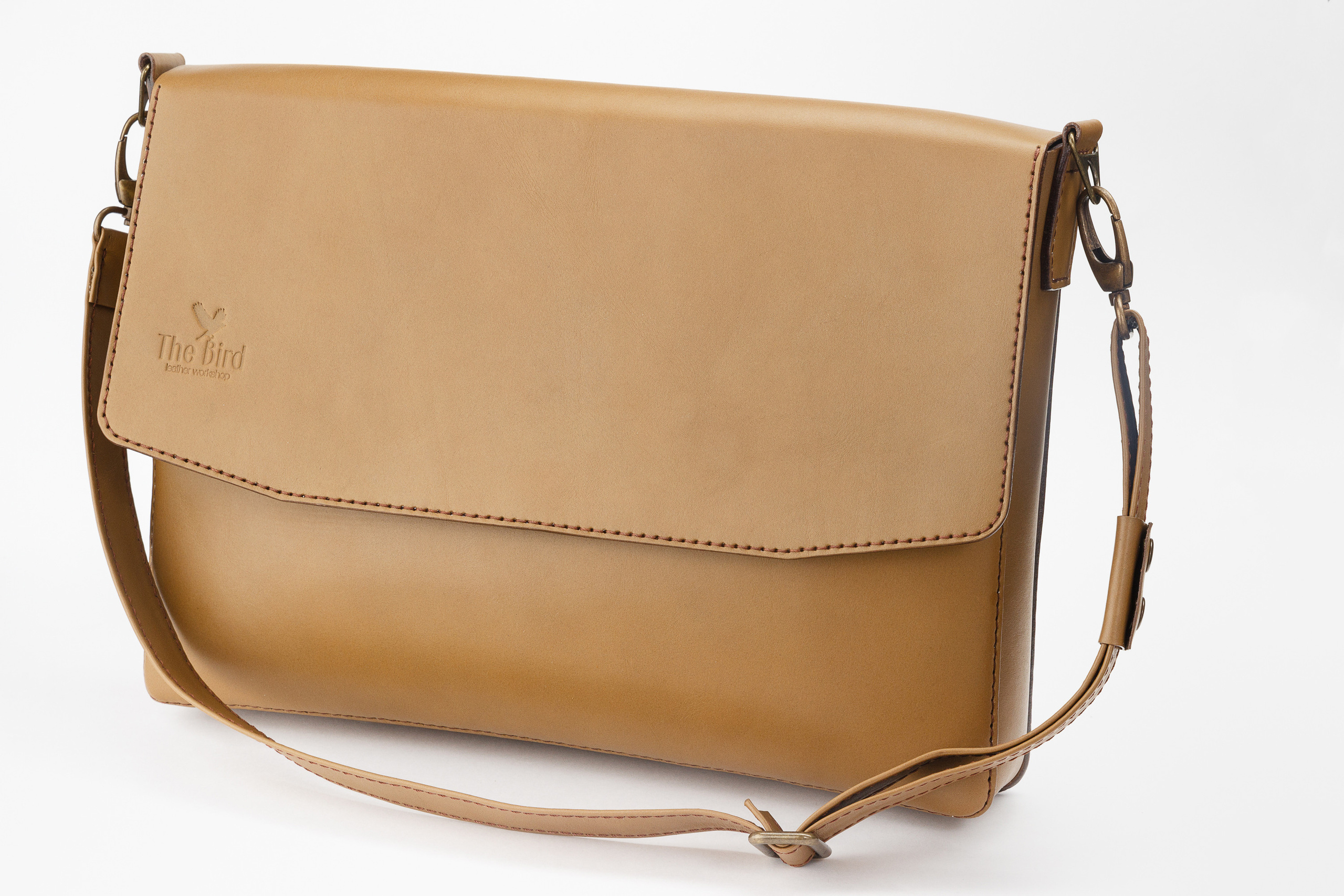 Предметная фотосъёмка одежды и аксессуаров в Санкт-Петербурге