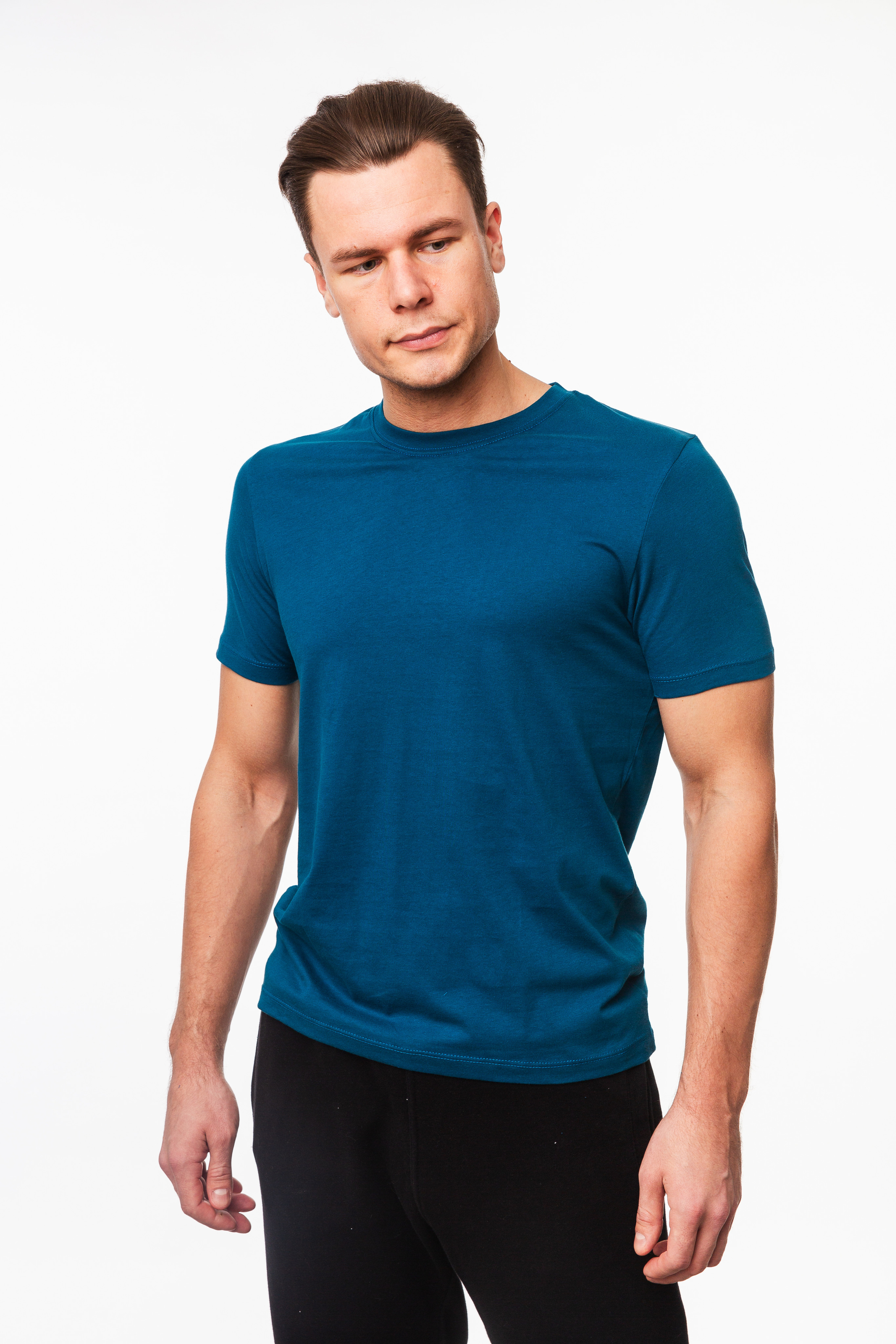 Фотосъёмка одежды для маркетплейсов, сайтов и соцсетей. Фото для каталога. Мужская одежда. Художественный портрет. Портфолио. Модельные тесты. Портретный фотограф Сергей Пушкин.  Портретная фотосессия. Профессиональный фотограф в Санкт-Петербурге. Студийная фотография. Выездная фотостудия. Студийная фотосесия.СПб. Portrait photographer in Saint-Petersburg, Russia. Фотосъемка для Ozon, wildberries. 