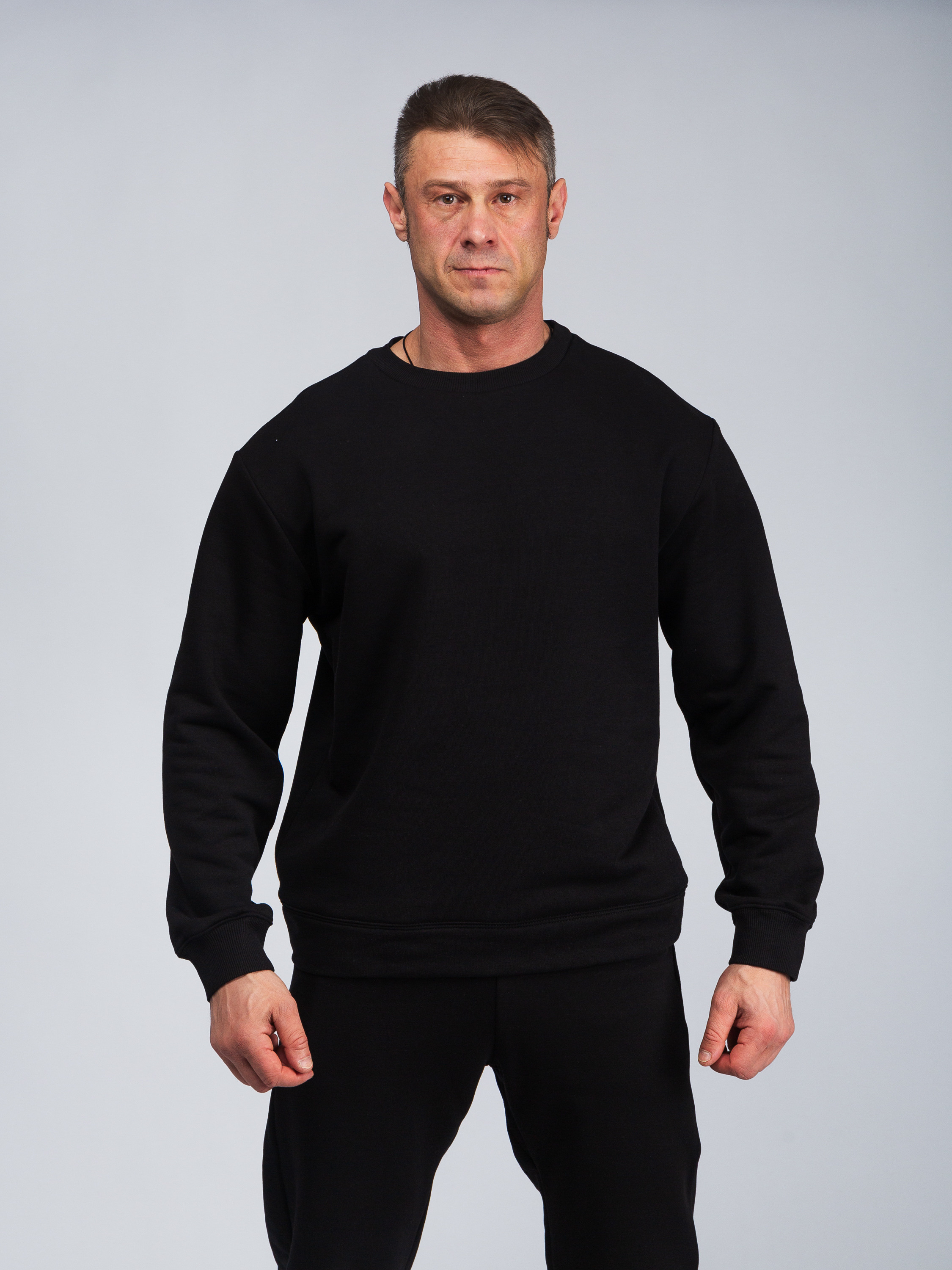 Фотосъёмка спортивной одежды для маркетплейсов, сайтов и соцсетей. Фото для каталога. Мужская одежда. Художественный портрет. Портретный фотограф Сергей Пушкин.  Портретная фотосессия. Профессиональный фотограф в Санкт-Петербурге. Студийная фотография. Выездная фотостудия. Студийная фотосесия.СПб. Portrait photographer in Saint-Petersburg, Russia. Фотосъемка для Ozon, wildberries. 