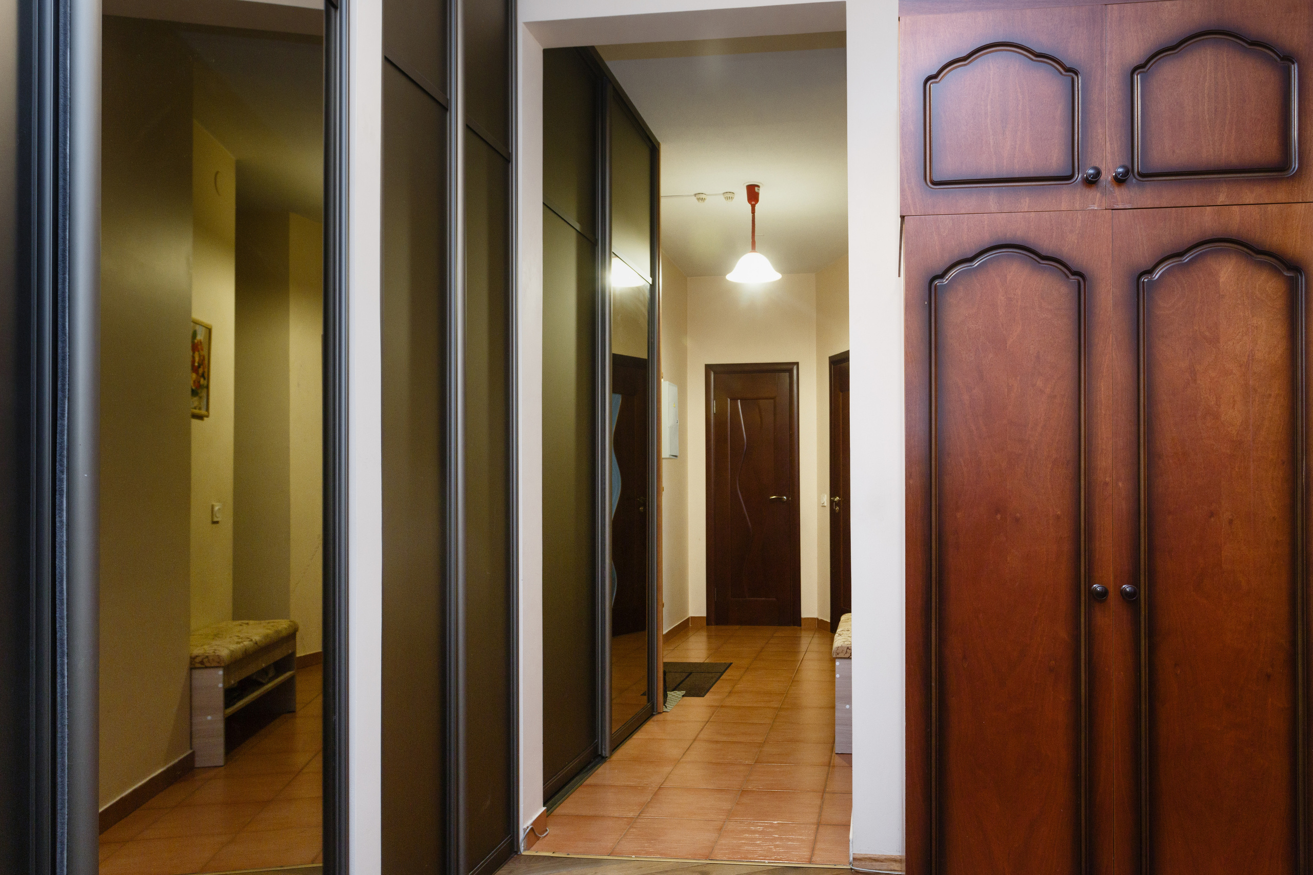 Рекламный фотограф в Санкт-Петербурге. Интерьерная фотосъемка коммерческих помещений. Фотограф Сергей Пушкин. СПб. Фото для сайтов и полиграфии. Сотрудничество агенства. Фотосъемка офисов, арт-пространств, коммерческих помещений и частных квартир на продажу и сдачу в аренду. Photographer  in Saint-Petersburg, Russia.