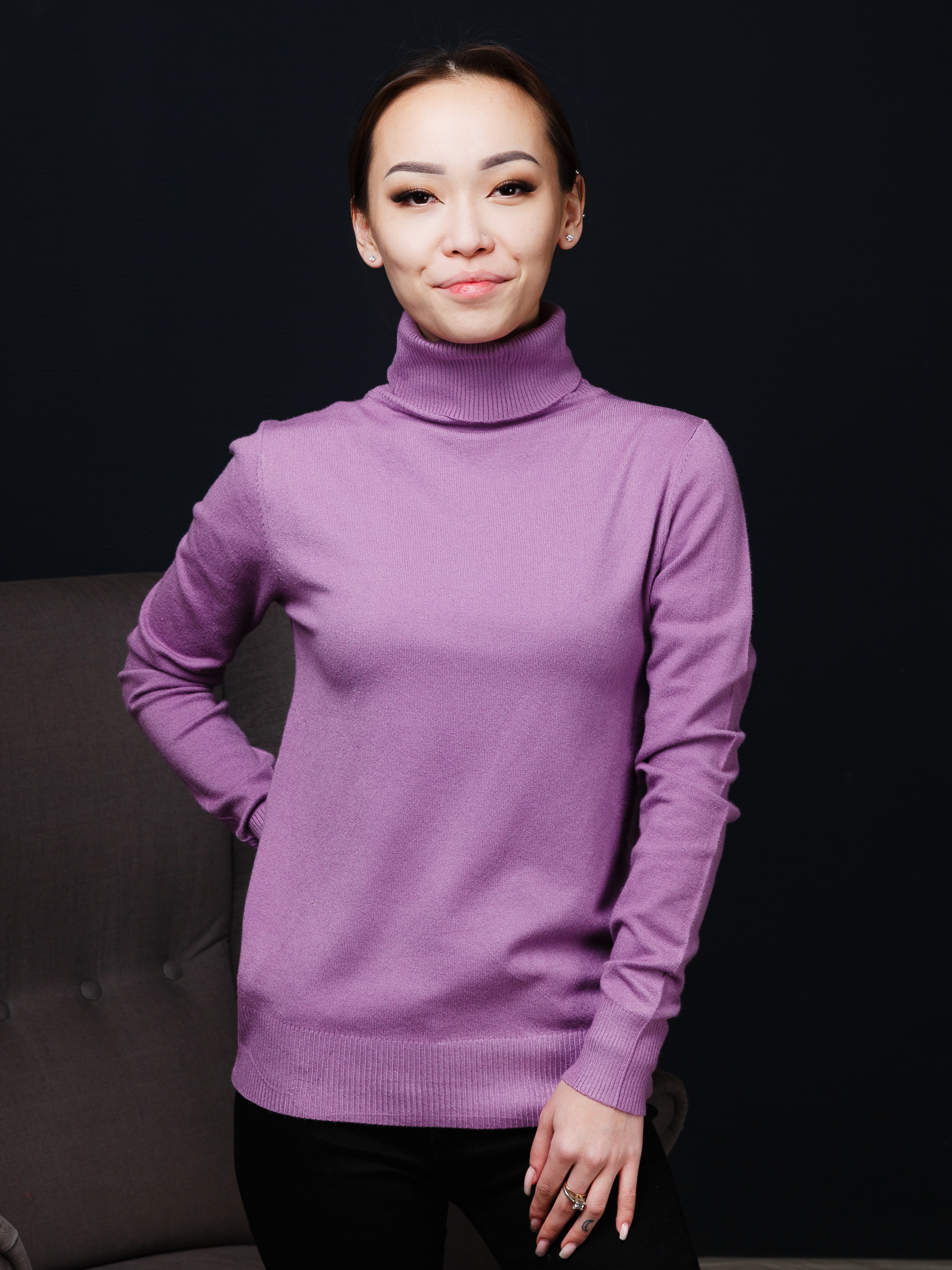 Профессиональный фотограф в Санкт-Петербурге. Студийная фотосъёмка детской и спортивной одежды на моделях для каталогов, маркетплейсов, сайтов и печатной рекламной продукции. Фотограф в Санкт-Петербурге, Сергей Пушкин.