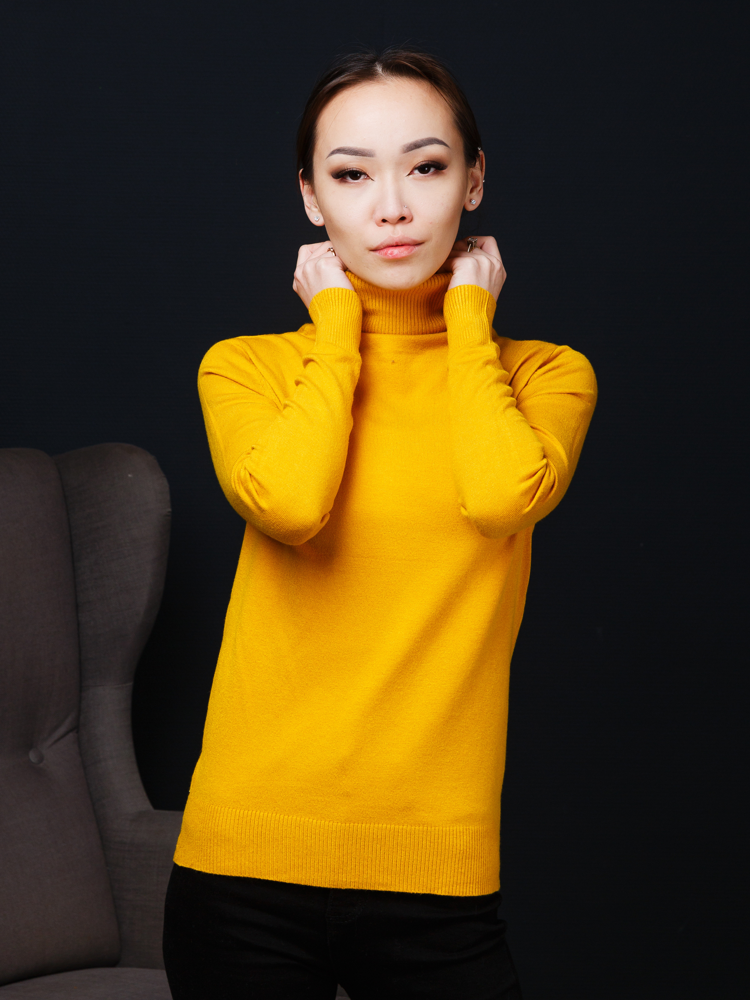 Профессиональный фотограф в Санкт-Петербурге. Студийная фотосъёмка детской и спортивной одежды на моделях для каталогов, маркетплейсов, сайтов и печатной рекламной продукции. Фотограф в Санкт-Петербурге, Сергей Пушкин.