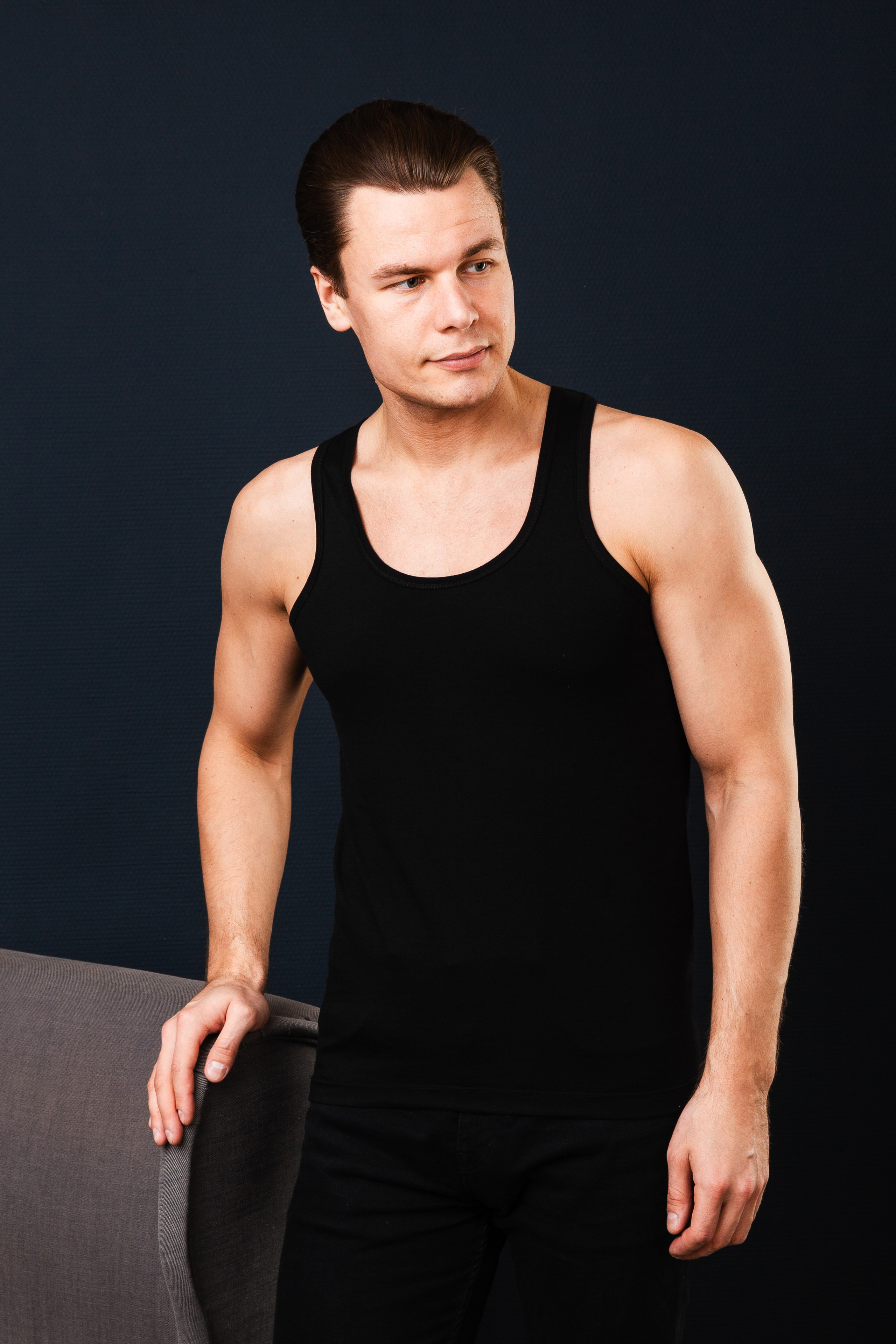 Фотосъёмка одежды для маркетплейсов, сайтов и соцсетей. Фото для каталога. Мужская одежда. Художественный портрет. Портфолио. Модельные тесты. Портретный фотограф Сергей Пушкин.  Портретная фотосессия. Профессиональный фотограф в Санкт-Петербурге. Студийная фотография. Выездная фотостудия. Студийная фотосесия.СПб. Portrait photographer in Saint-Petersburg, Russia. Фотосъемка для Ozon, wildberries. 