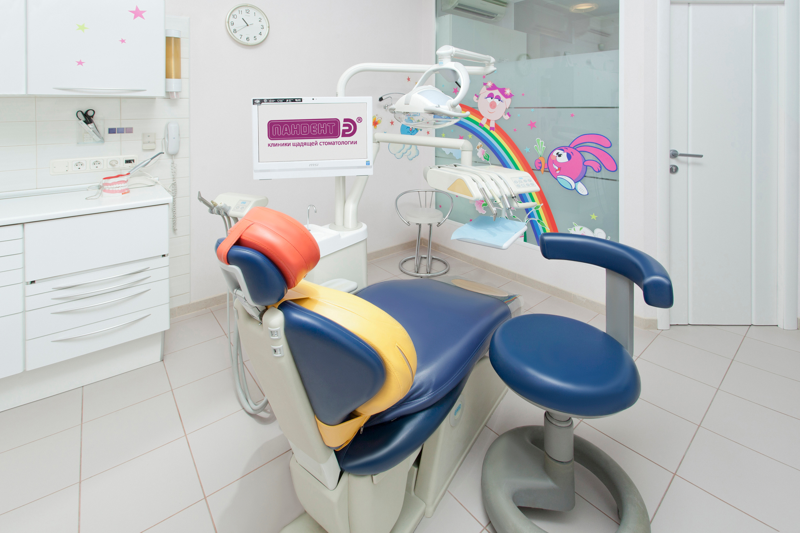 Рекламный фотограф в Санкт-Петербурге. Интерьерная фотосъемка медицинских центров. Фотограф Сергей Пушкин. СПб. Фото для сайтов и полиграфии. Сотрудничество агенства. Фотосъемка ресторанов, арт-пространств и частных помещений. Photographer  in Saint-Petersburg, Russia.