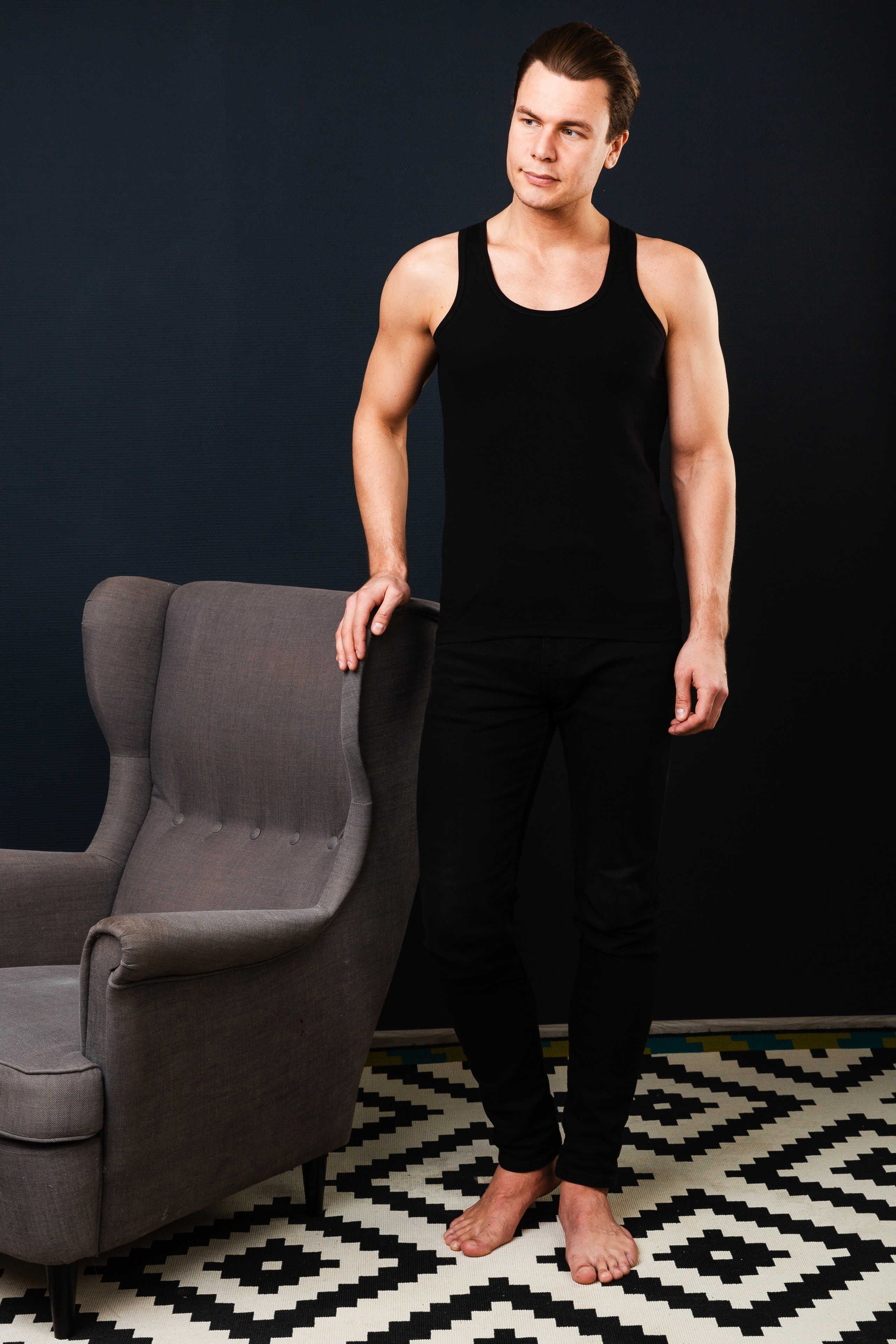 Фотосъёмка одежды для маркетплейсов, сайтов и соцсетей. Фото для каталога. Мужская одежда. Художественный портрет. Портфолио. Модельные тесты. Портретный фотограф Сергей Пушкин.  Портретная фотосессия. Профессиональный фотограф в Санкт-Петербурге. Студийная фотография. Выездная фотостудия. Студийная фотосесия.СПб. Portrait photographer in Saint-Petersburg, Russia. Фотосъемка для Ozon, wildberries. 