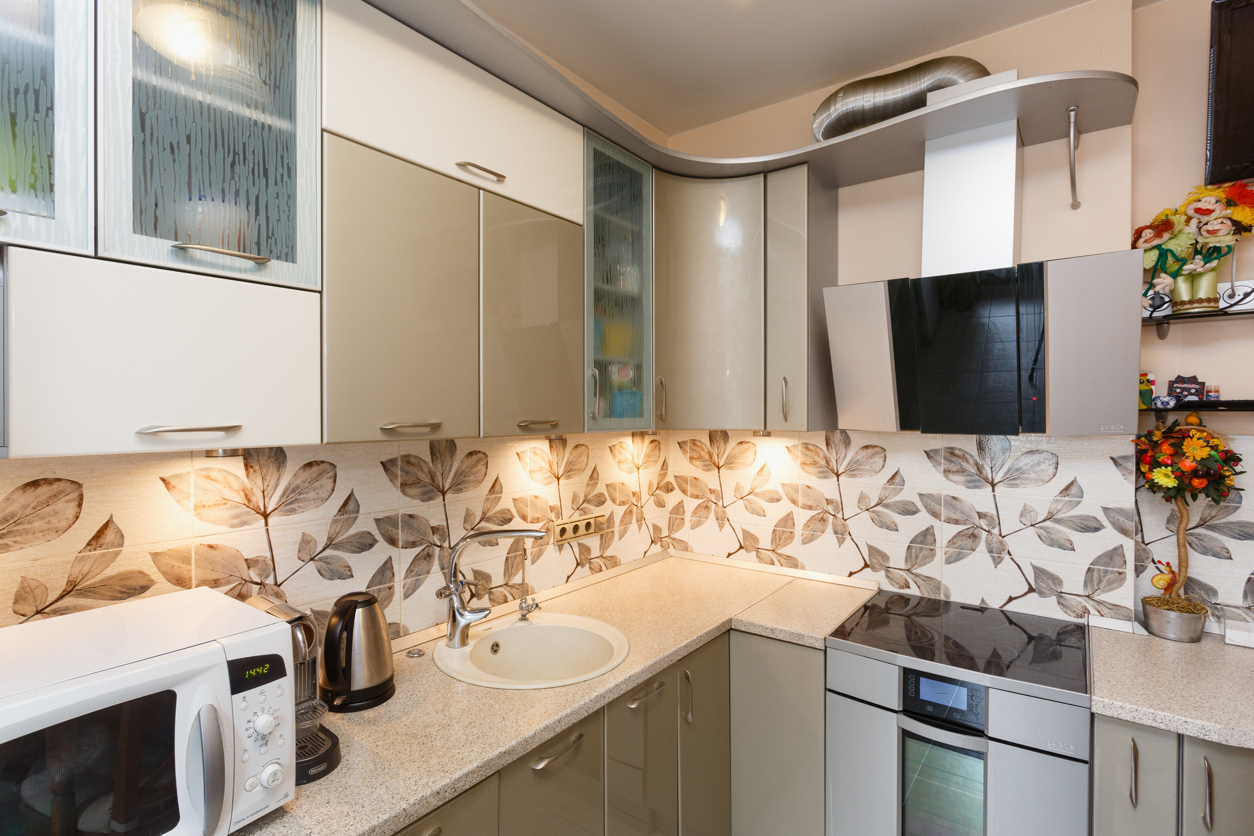 Рекламный фотограф в Санкт-Петербурге. Интерьерная фотосъемка коммерческих помещений. Фотограф Сергей Пушкин. СПб. Фото для сайтов и полиграфии. Сотрудничество агенства. Фотосъемка офисов, арт-пространств, коммерческих помещений и частных квартир на продажу и сдачу в аренду. Photographer  in Saint-Petersburg, Russia.