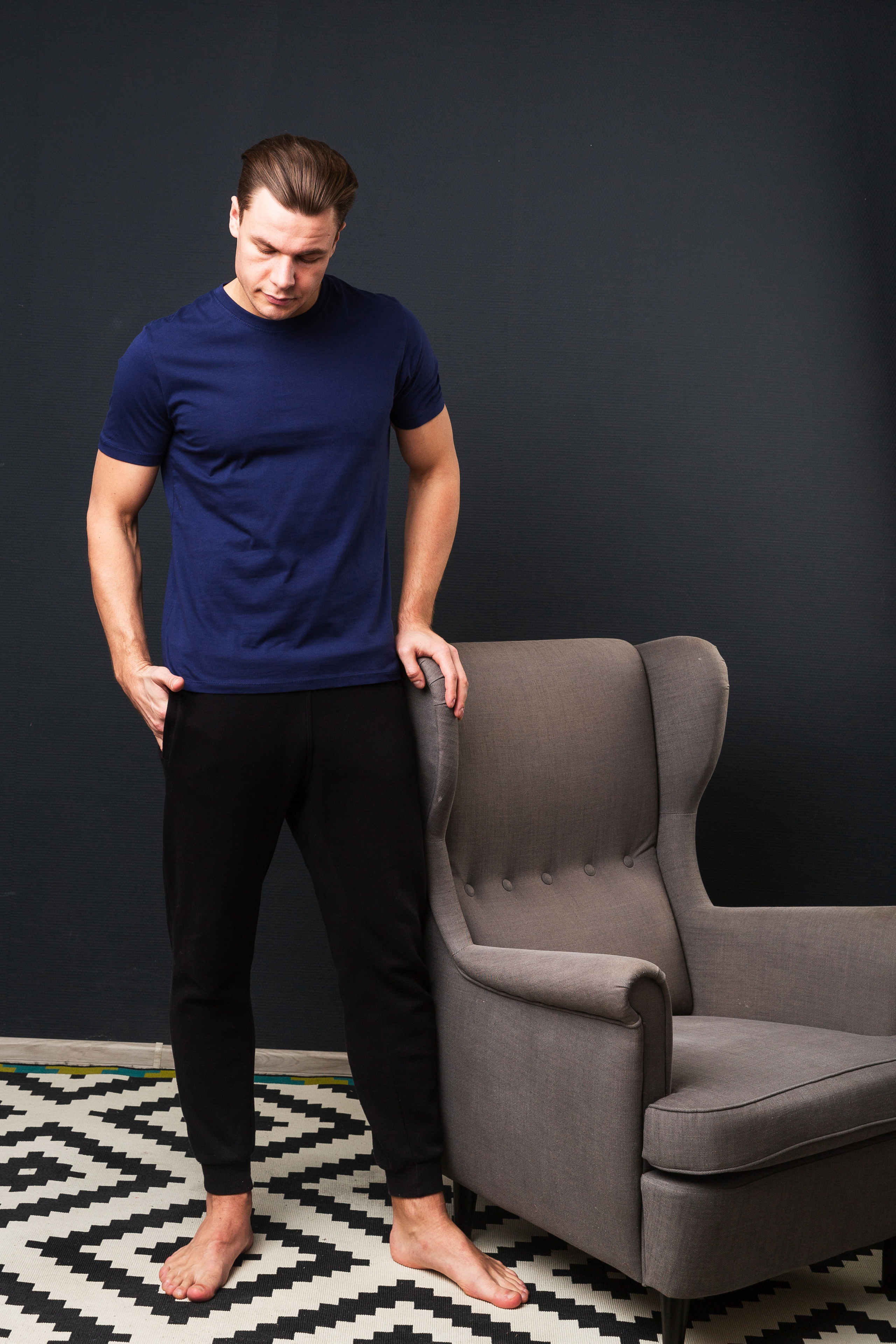 Фотосъёмка одежды для маркетплейсов, сайтов и соцсетей. Фото для каталога. Мужская одежда. Художественный портрет. Портфолио. Модельные тесты. Портретный фотограф Сергей Пушкин.  Портретная фотосессия. Профессиональный фотограф в Санкт-Петербурге. Студийная фотография. Выездная фотостудия. Студийная фотосесия.СПб. Portrait photographer in Saint-Petersburg, Russia. Фотосъемка для Ozon, wildberries. 