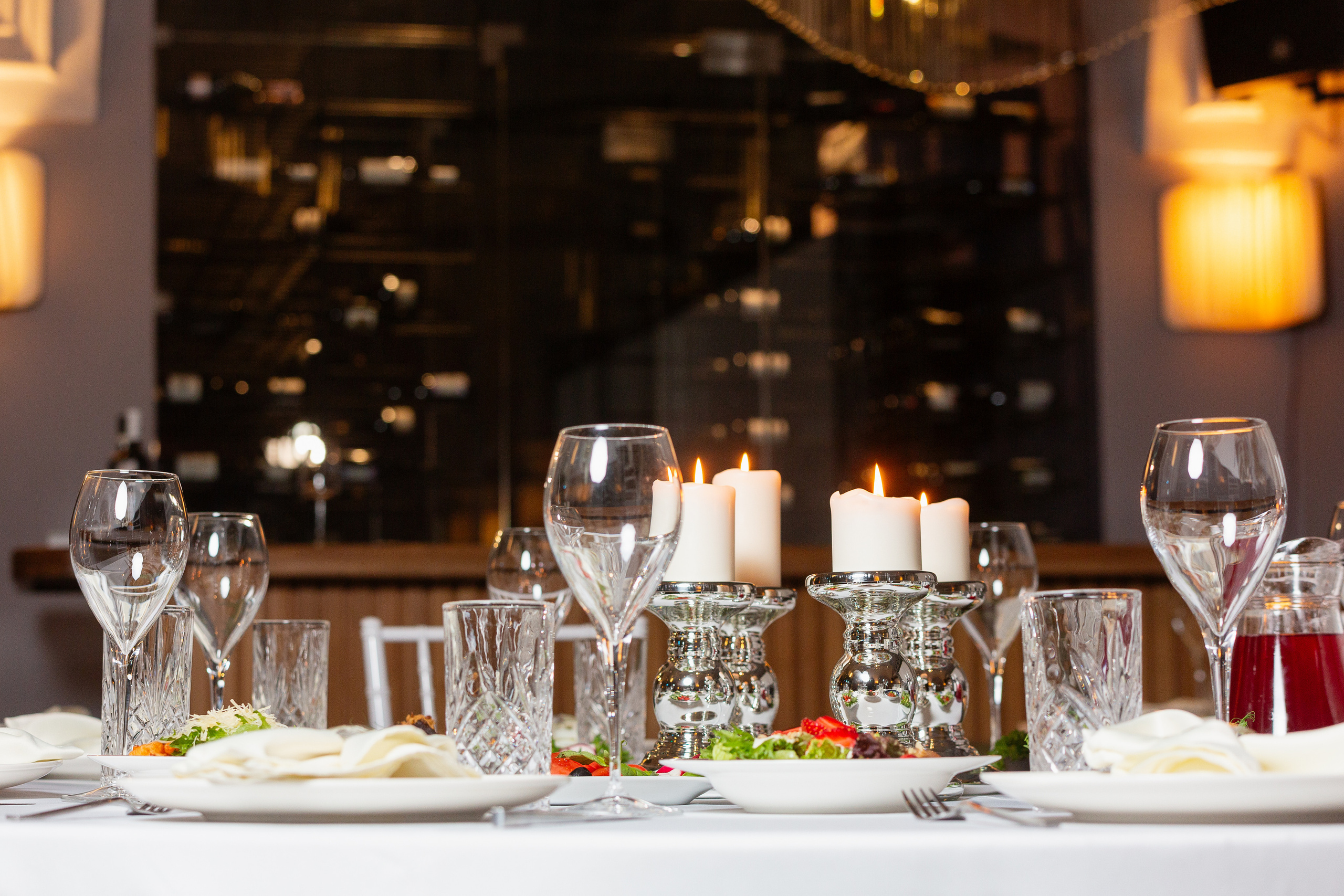 Рекламный фотограф в Санкт-Петербурге. Интерьерная фотосъемка. Фотограф Сергей Пушкин. СПб. Фото для сайтов и полиграфии. Сотрудничество агенства. Фотосъемка ресторанов, арт-пространств и частных помещений. Photographer  in Saint-Petersburg, Russia.