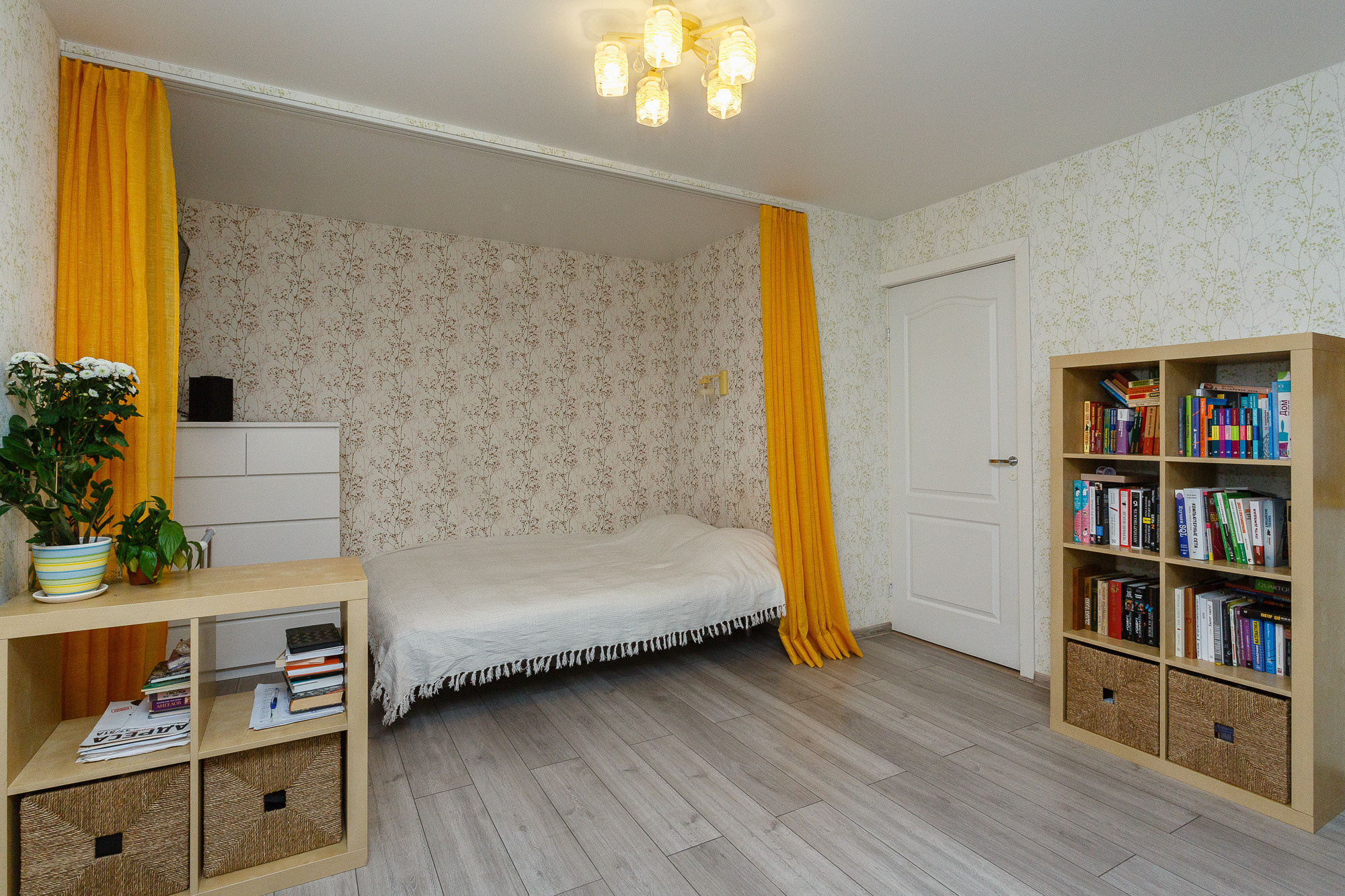 Рекламный фотограф в Санкт-Петербурге. Интерьерная фотосъемка коммерческих помещений. Фотограф Сергей Пушкин. СПб. Фото для сайтов и полиграфии. Сотрудничество агенства. Фотосъемка офисов, арт-пространств, коммерческих помещений и частных квартир на продажу и сдачу в аренду. Photographer  in Saint-Petersburg, Russia.