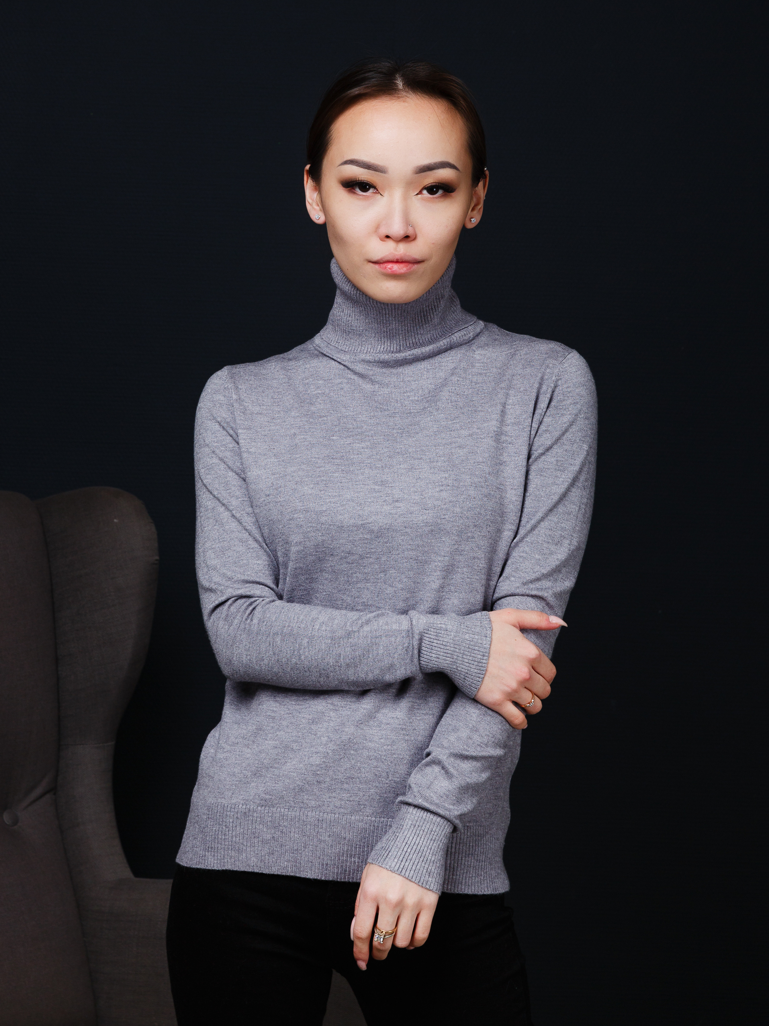 Профессиональный фотограф в Санкт-Петербурге. Студийная фотосъёмка детской и спортивной одежды на моделях для каталогов, маркетплейсов, сайтов и печатной рекламной продукции. Фотограф в Санкт-Петербурге, Сергей Пушкин.