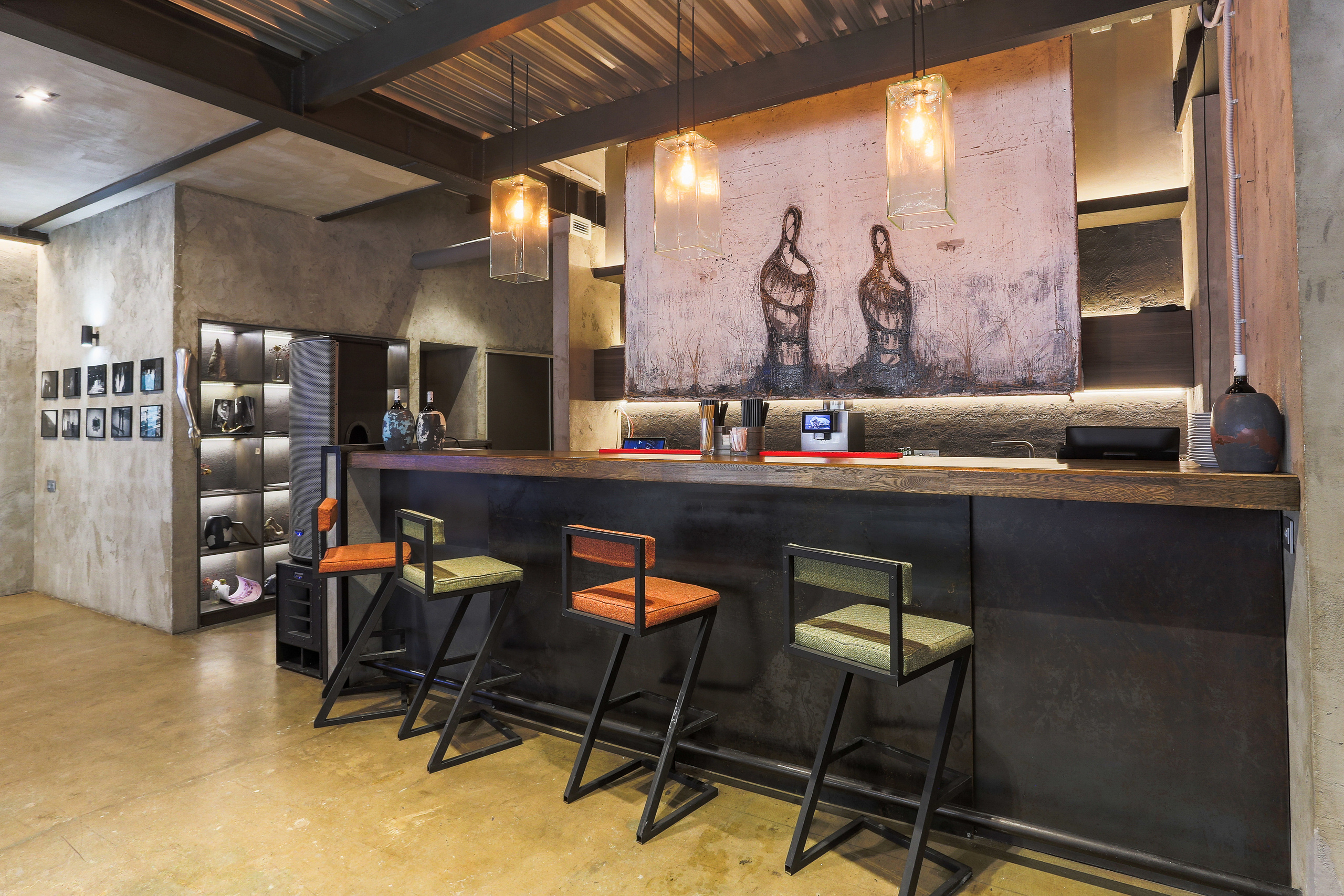 Рекламный фотограф в Санкт-Петербурге. Интерьерная фотосъемка. Фотограф Сергей Пушкин. СПб. Фото для сайтов и полиграфии. Сотрудничество агенства. Фотосъемка ресторанов, арт-пространств и частных помещений. Photographer  in Saint-Petersburg, Russia.