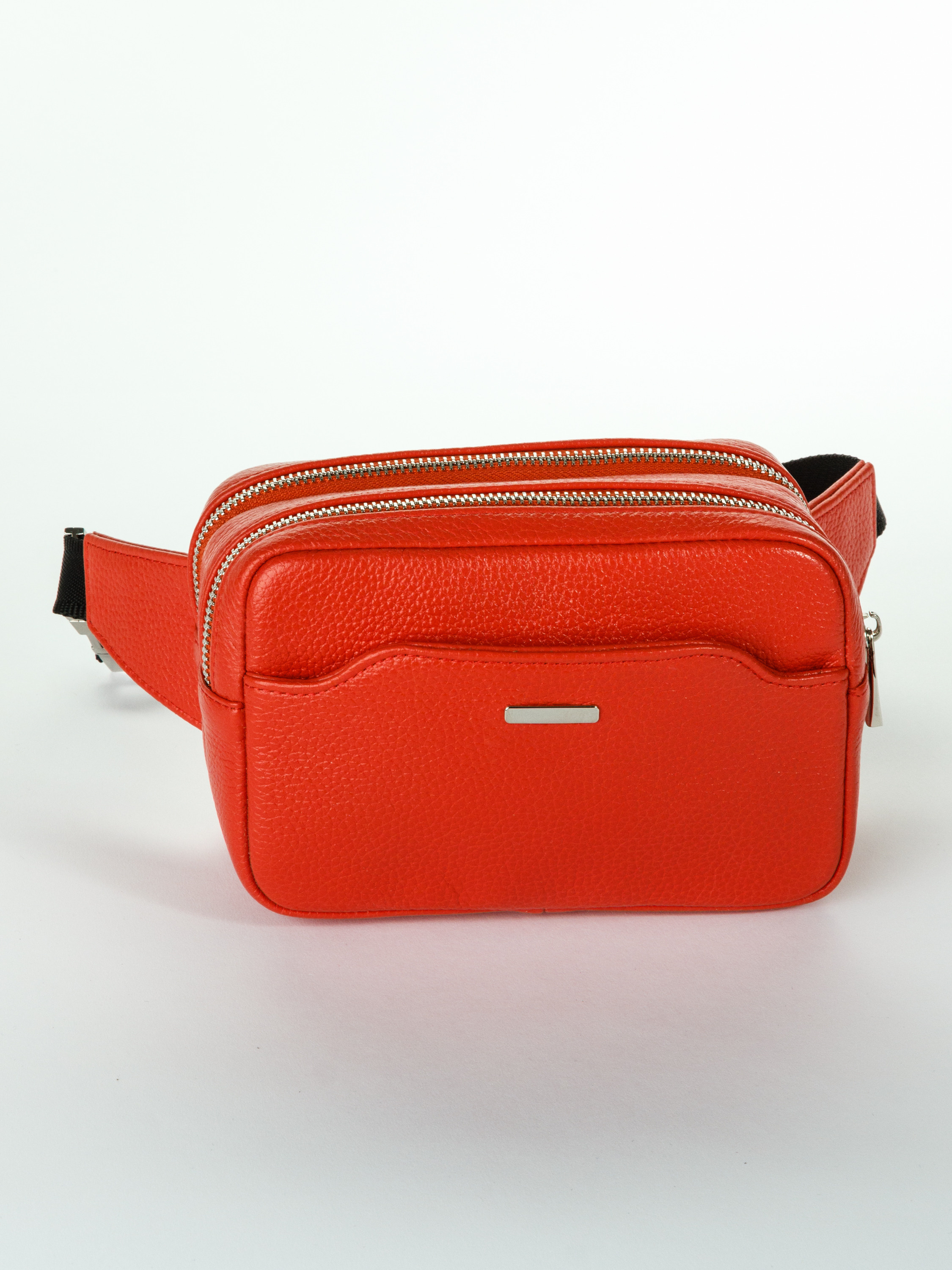 Предметная фотосъёмка одежды и аксессуаров в Санкт-Петербурге