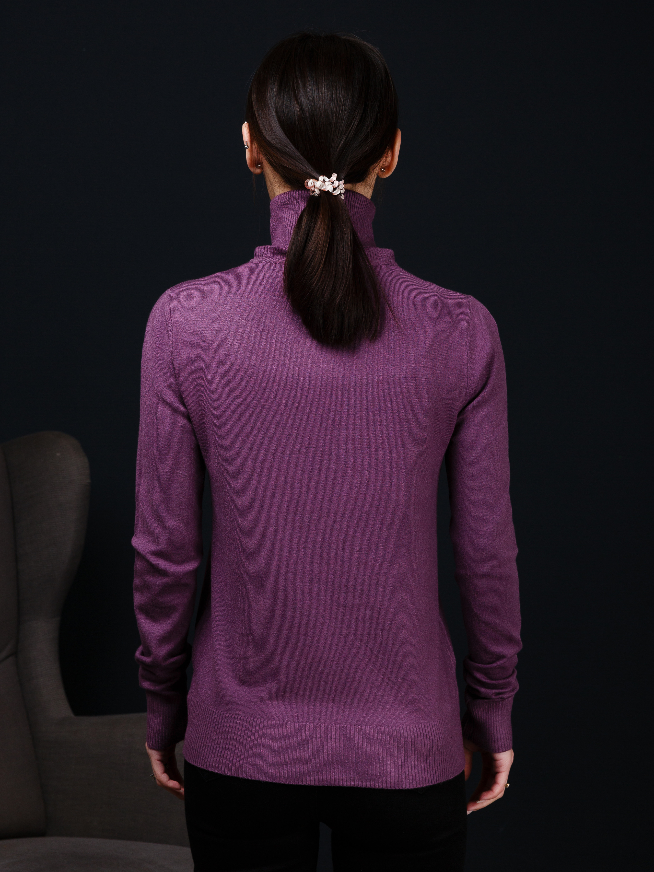 Профессиональный фотограф в Санкт-Петербурге. Студийная фотосъёмка детской и спортивной одежды на моделях для каталогов, маркетплейсов, сайтов и печатной рекламной продукции. Фотограф в Санкт-Петербурге, Сергей Пушкин.