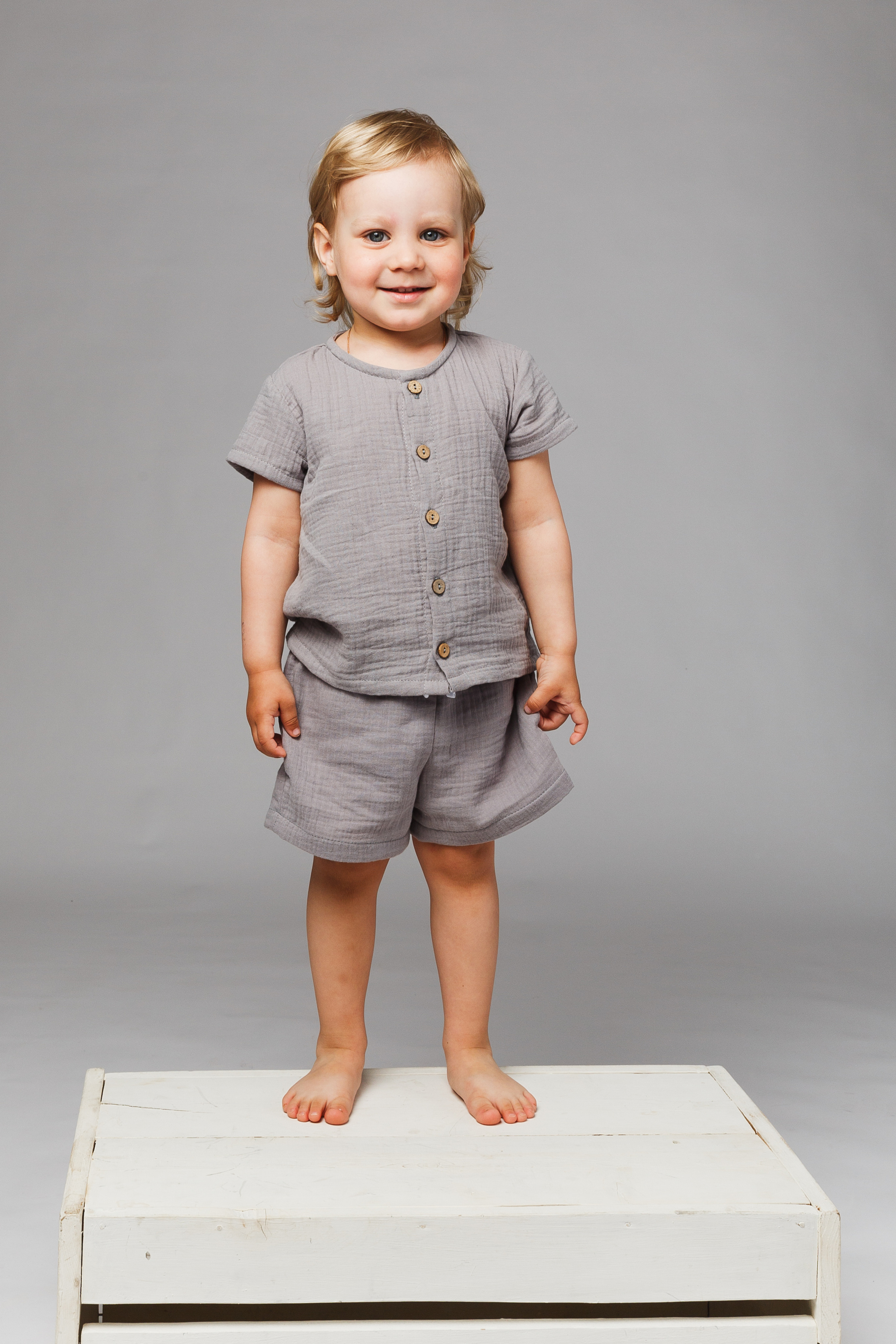 Фотосъёмка детской одежды для маркетплейсов, сайтов и соцсетей. Портретная фотосессия. Профессиональный фотограф в Санкт-Петербурге. Студийная фотография. Выездная фотостудия. СПб. Художественный портрет. Портретный фотограф Сергей Пушкин. Portrait photographer in Saint-Petersburg, Russia. Фотосъемка для Ozon, wildberries. 