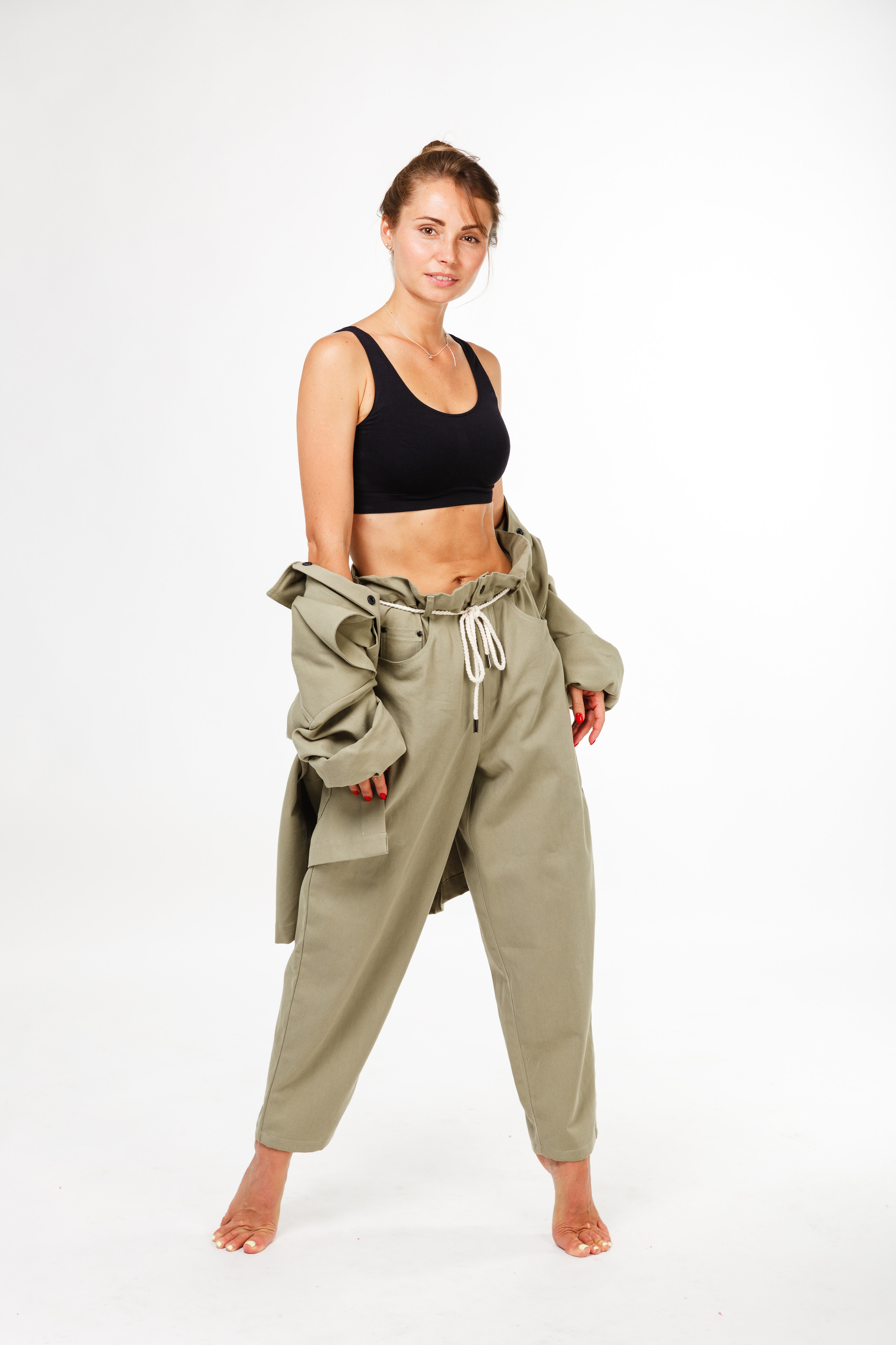 Профессиональный фотограф в Санкт-Петербурге. Студийная фотосъёмка детской и спортивной одежды на моделях для каталогов, маркетплейсов, сайтов и печатной рекламной продукции. Одежда для дома и спорта. Студийная фотосессия для маркетплейсов и соцсетей.