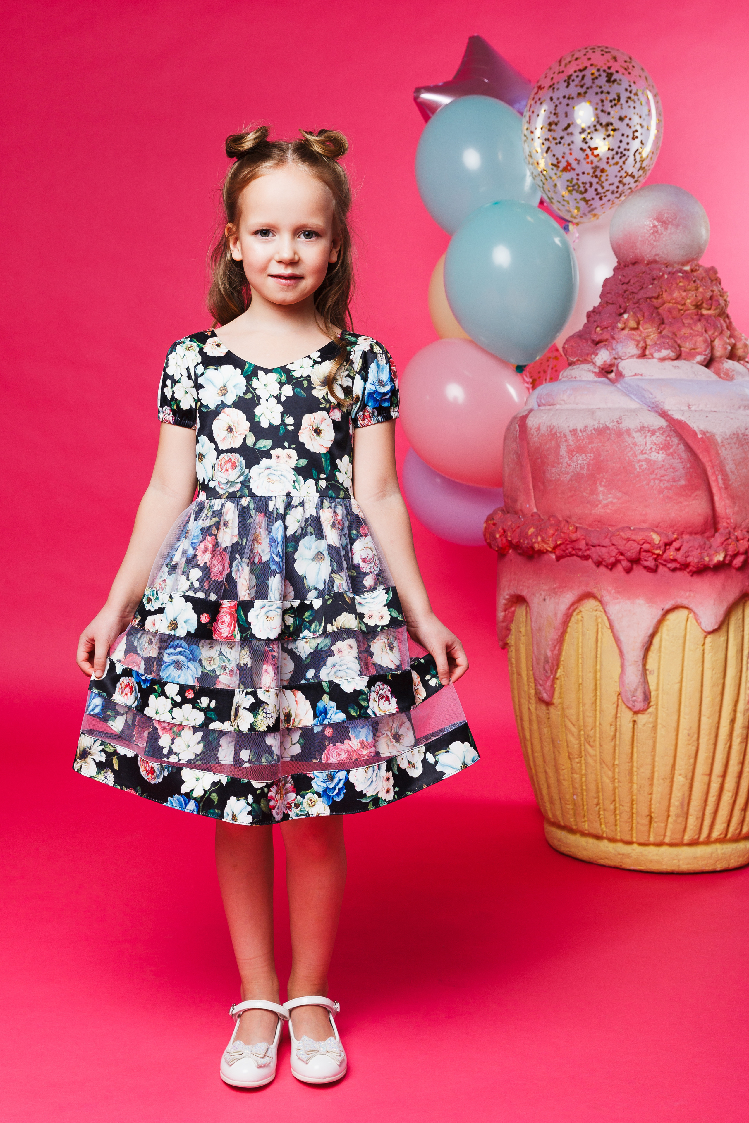 Фотосъёмка детской одежды для маркетплейсов, сайтов и соцсетей. Портретная фотосессия. Профессиональный фотограф в Санкт-Петербурге. Студийная фотография. Выездная фотостудия. СПб. Художественный портрет. Портретный фотограф Сергей Пушкин. Portrait photographer in Saint-Petersburg, Russia. Фотосъемка для Ozon, wildberries. 