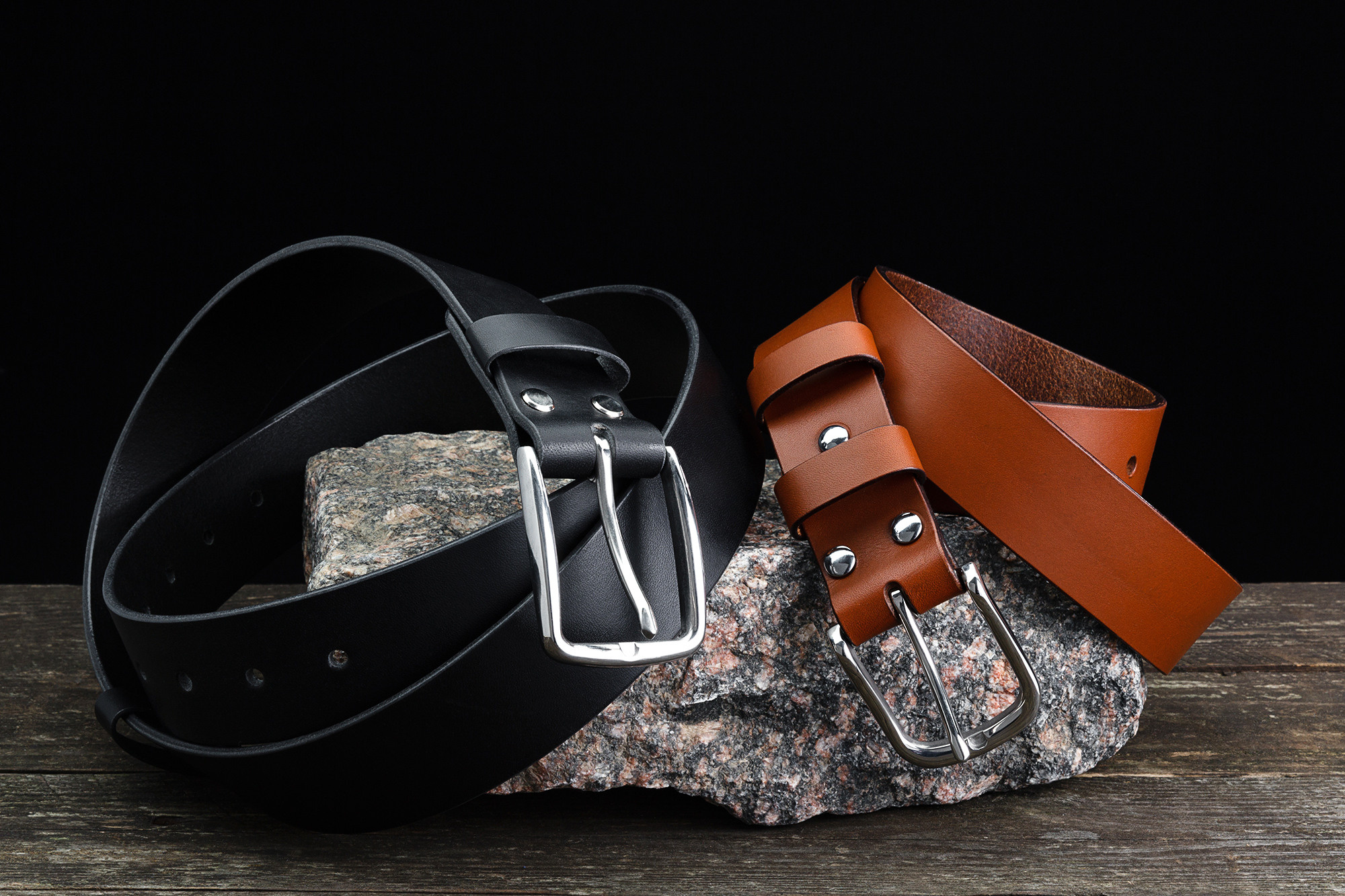 Рекламная фотосъёмка. Предметная фотосъемка изделий из кожи. Профессиональный фотограф в Санкт-Петербурге. Студийная фотография. Фотограф Сергей Пушкин. Фото для рекламы и соцсетей.  Product photographer in Saint-Petersburg, Russia. 