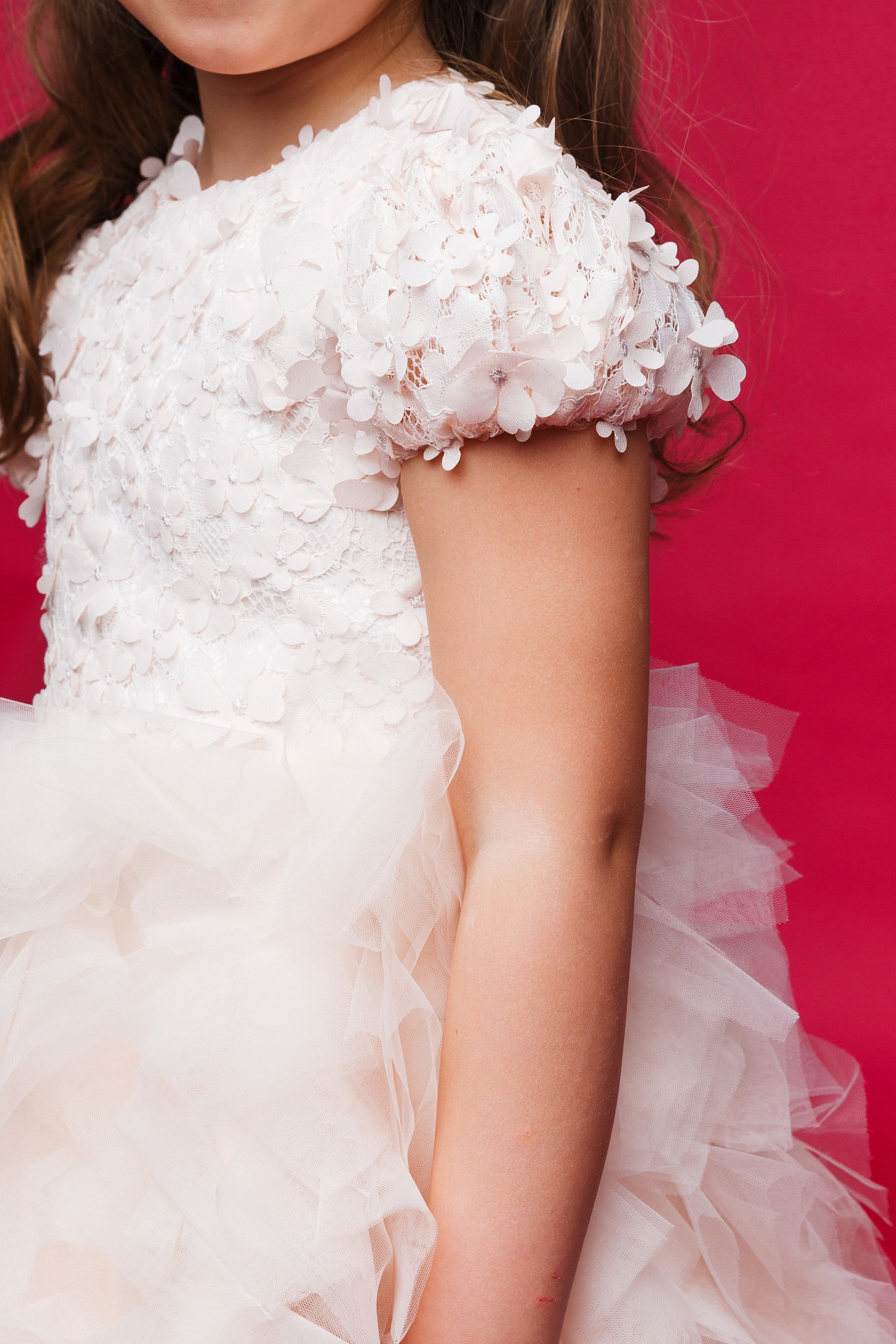 Фотосъёмка детской одежды для маркетплейсов, сайтов и соцсетей. Портретная фотосессия. Профессиональный фотограф в Санкт-Петербурге. Студийная фотография. Выездная фотостудия. СПб. Художественный портрет. Портретный фотограф Сергей Пушкин. Portrait photographer in Saint-Petersburg, Russia. Фотосъемка для Ozon, wildberries. 