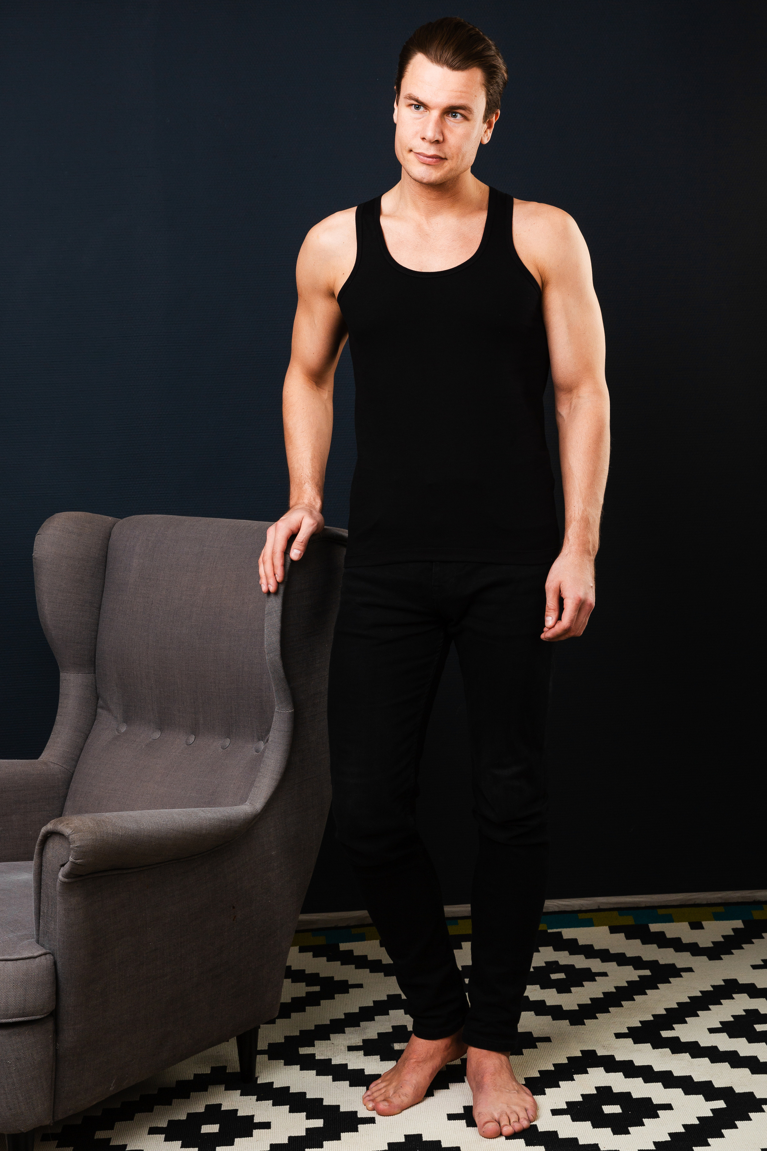 Фотосъёмка одежды для маркетплейсов, сайтов и соцсетей. Фото для каталога. Мужская одежда. Художественный портрет. Портфолио. Модельные тесты. Портретный фотограф Сергей Пушкин.  Портретная фотосессия. Профессиональный фотограф в Санкт-Петербурге. Студийная фотография. Выездная фотостудия. Студийная фотосесия.СПб. Portrait photographer in Saint-Petersburg, Russia. Фотосъемка для Ozon, wildberries. 