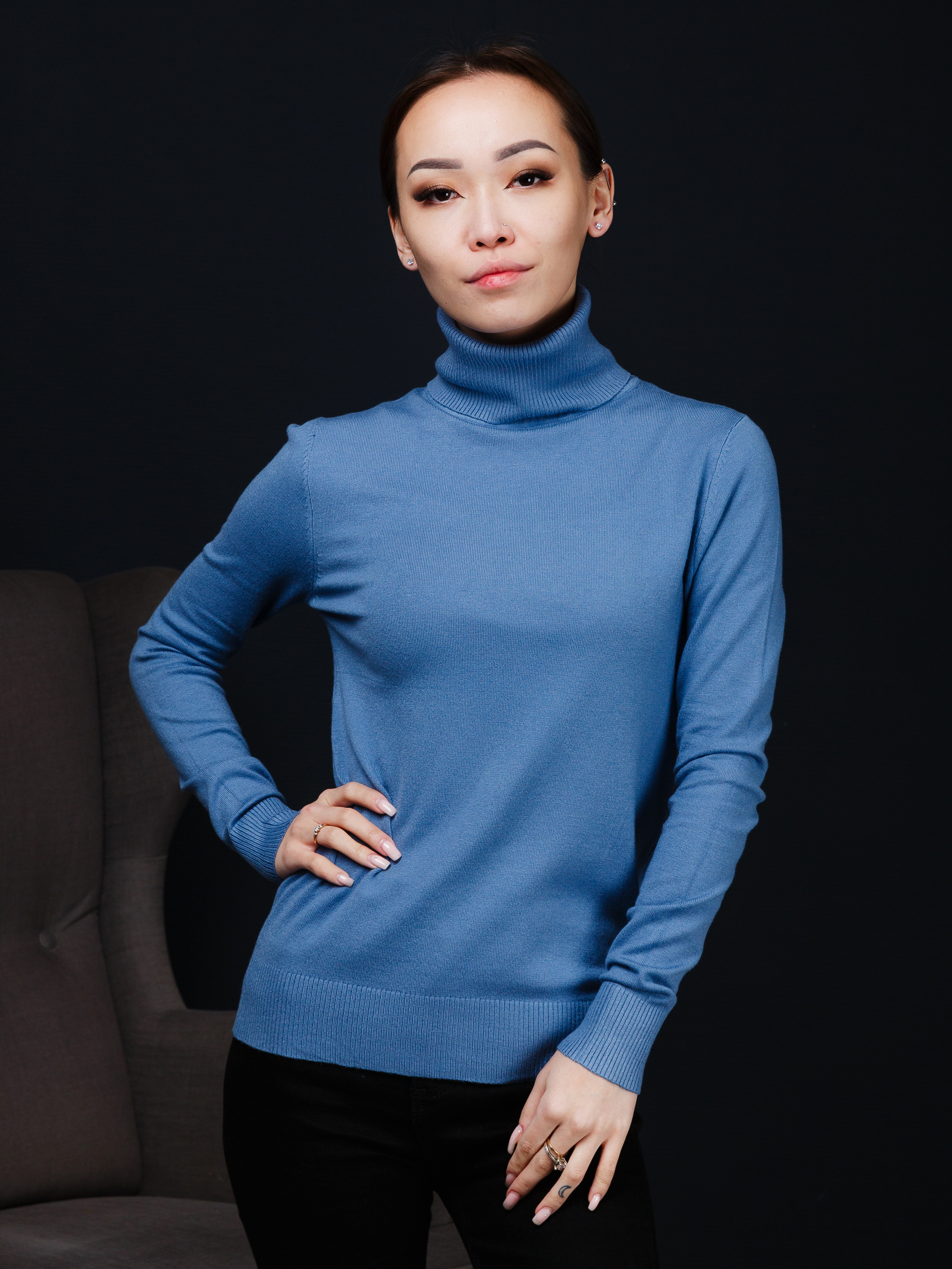 Профессиональный фотограф в Санкт-Петербурге. Студийная фотосъёмка детской и спортивной одежды на моделях для каталогов, маркетплейсов, сайтов и печатной рекламной продукции. Фотограф в Санкт-Петербурге, Сергей Пушкин.