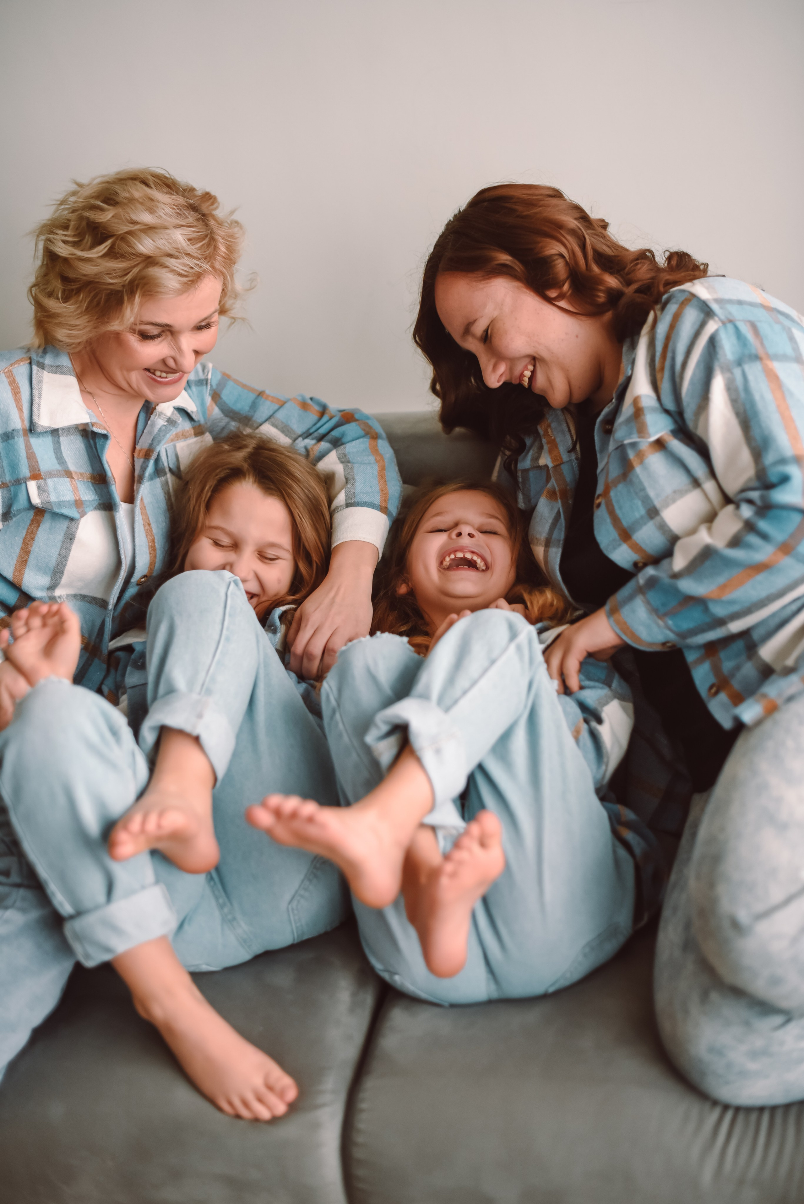 Мама с дочерьми. Семейный и детский фотограф во Фрязино, Ивантеевке и Щелково Матвеева