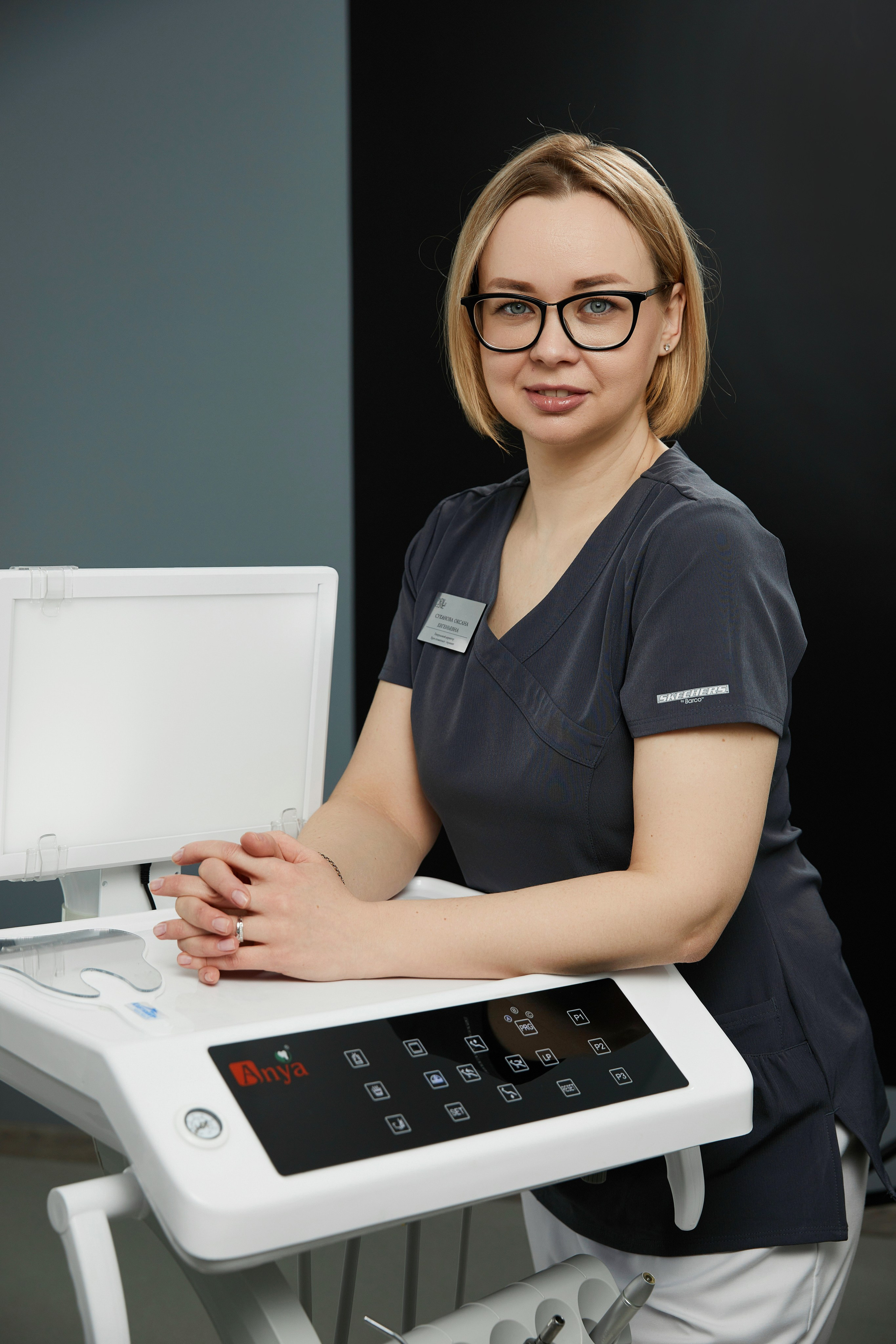 Индивидуальная фотосессия, портреты для сайта, контент съемка. Фотограф Ксения Талькина — PRОкниги — Екатеринбург