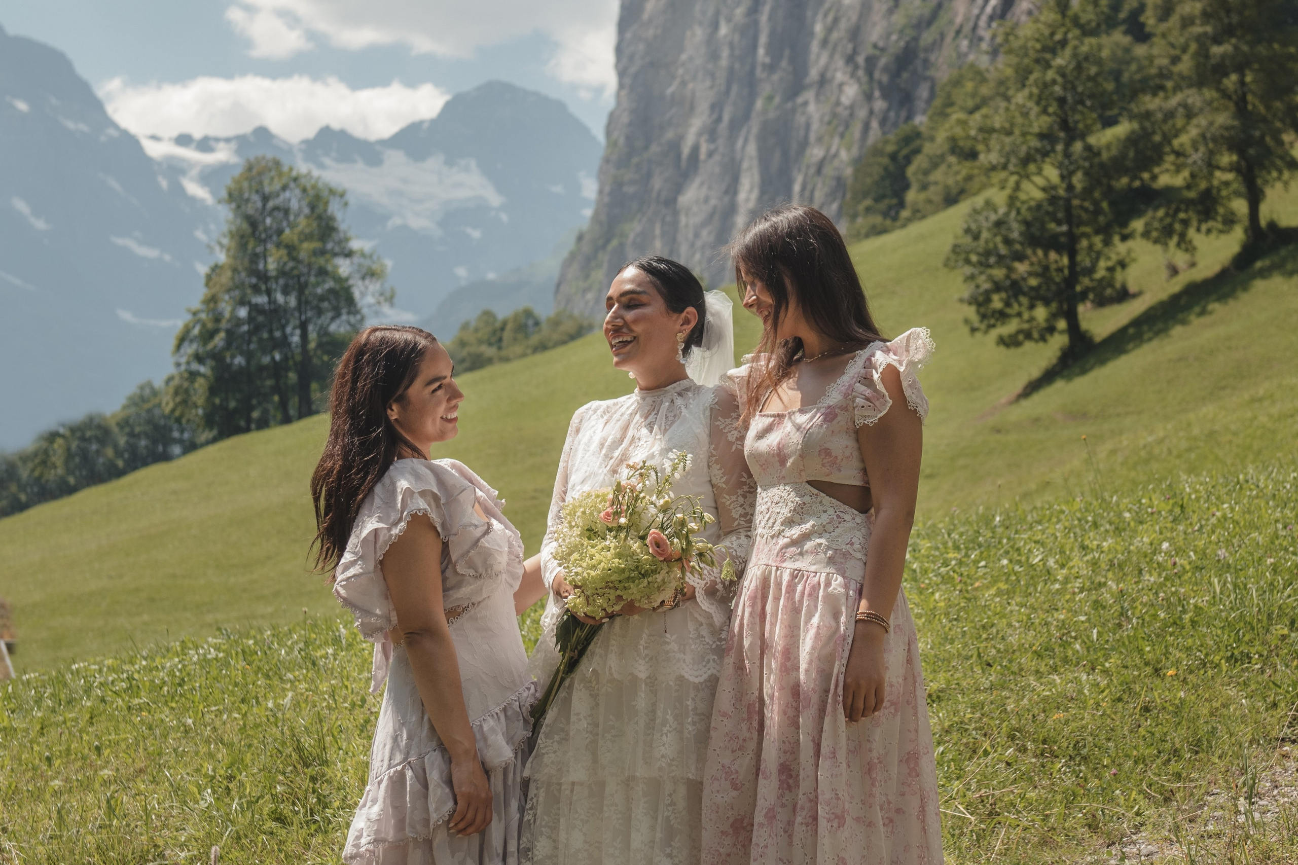 Berta & Orlando (Lauterbrunnen, Switzerland). Photographer in Interlaken area