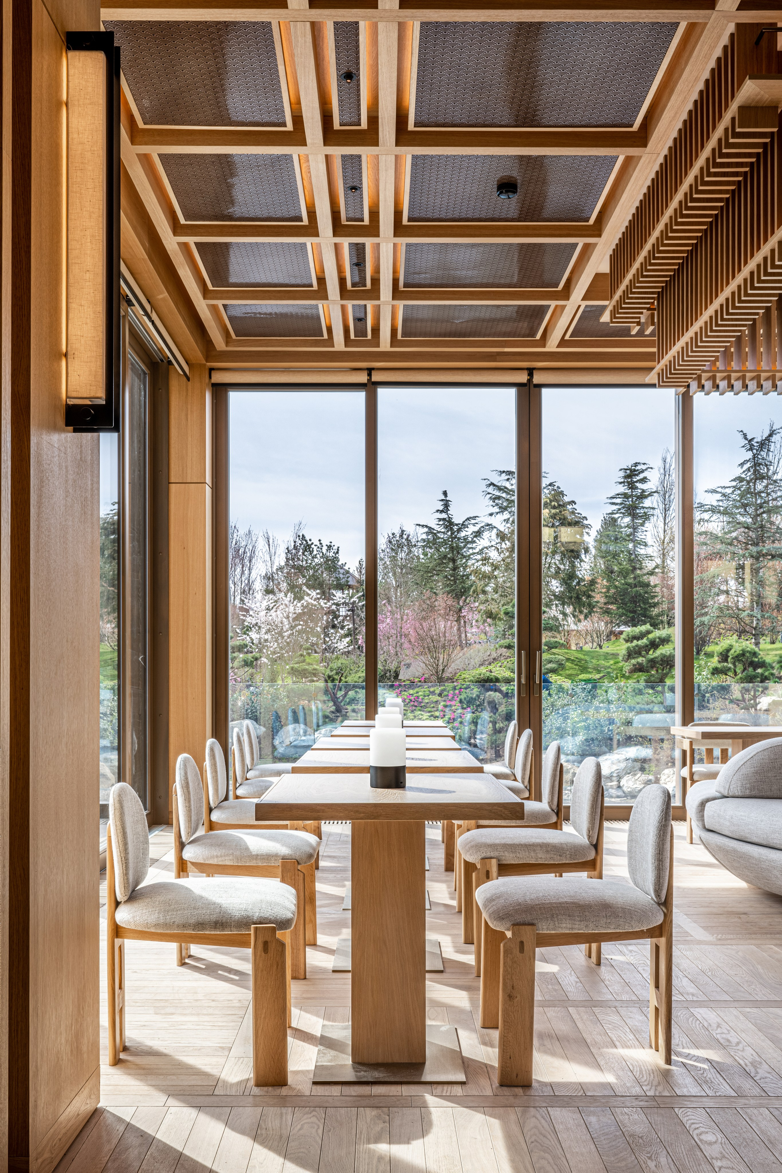 Рётэй — ресторан в японском саду. Интерьерный фотограф Краснодар Денис Педань