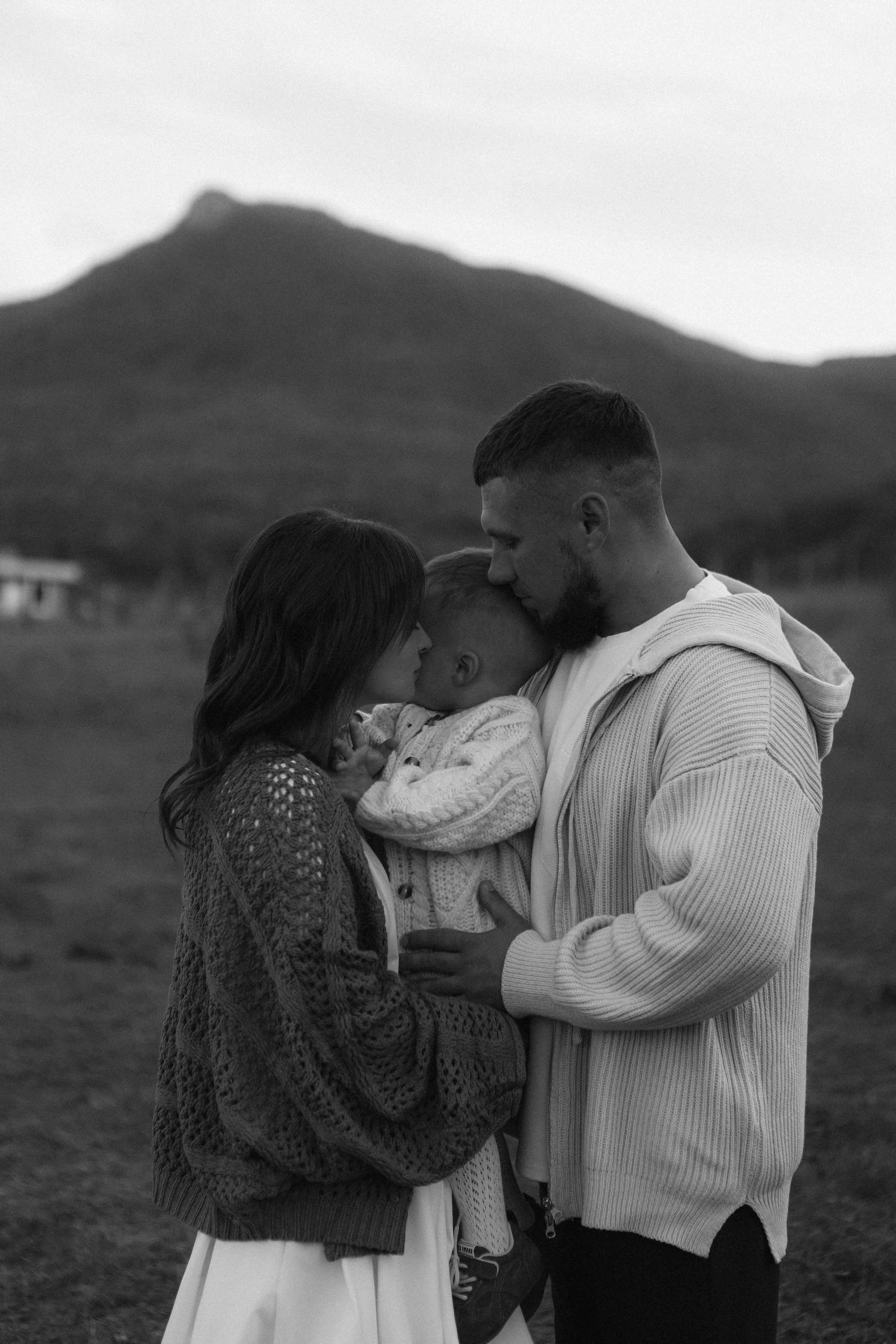 Однажды мы загадали счастье, а потом на свет появился ты, наш сынок. Фотограф в Крыму Богдана Захарчук
