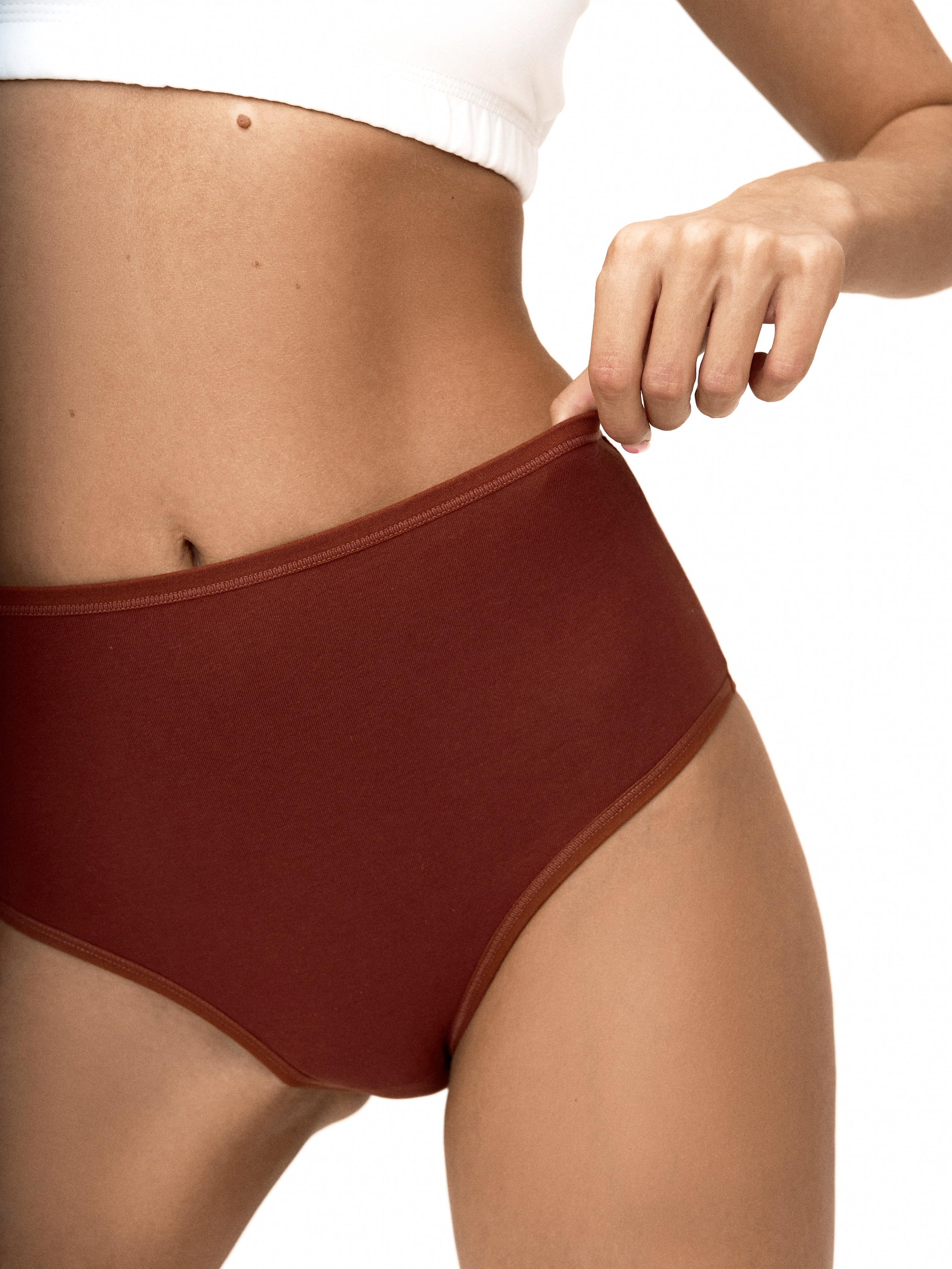 Каталог и Лукбук. Фотограф для брендов в Москве Алина Лисовская